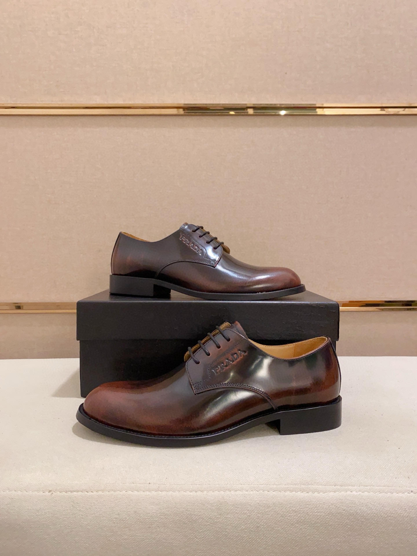 Prada Men's Leather Oxford Dress Shoes - Brown, EU 38-44, Classic Style 7 i1742109653917 2295 0 5