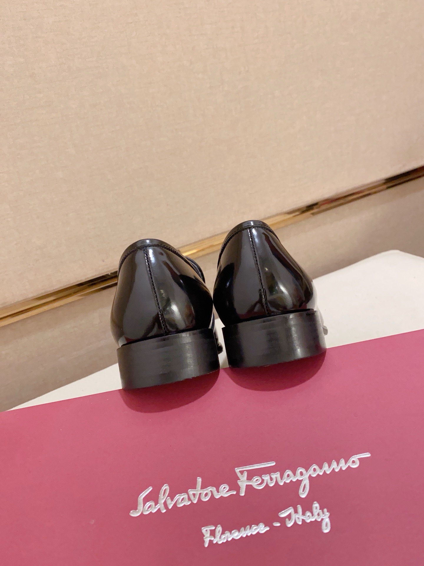 Salvatore Ferragamo Men's Black Leather Loafers Dress Shoes, Size 38-44 9 i1742110627643 1035 0 7