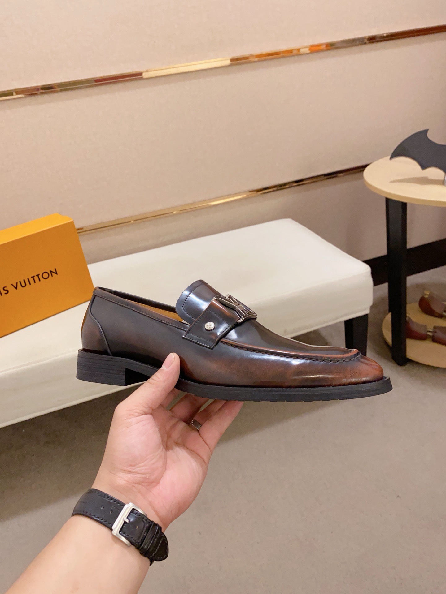 LOUIS VUITTON Men's Leather Loafers with Iconic Buckle Detail 5 i1742110847582 6938 0 3