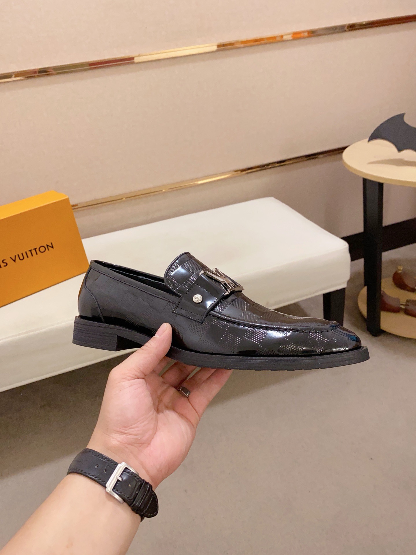 LOUIS VUITTON Men's Casual Leather Loafers With Metal Buckle 5 i1742110871444 2688 0 3