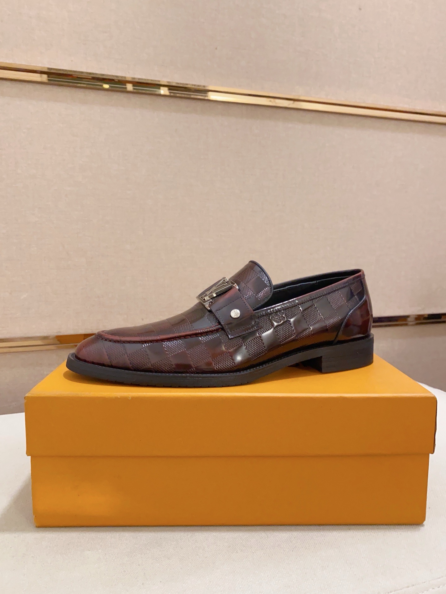 LOUIS VUITTON Men's Leather Loafers, Brown, Sizes 38-44, Designer Footwear 2 i1742110881530 2547 0 0