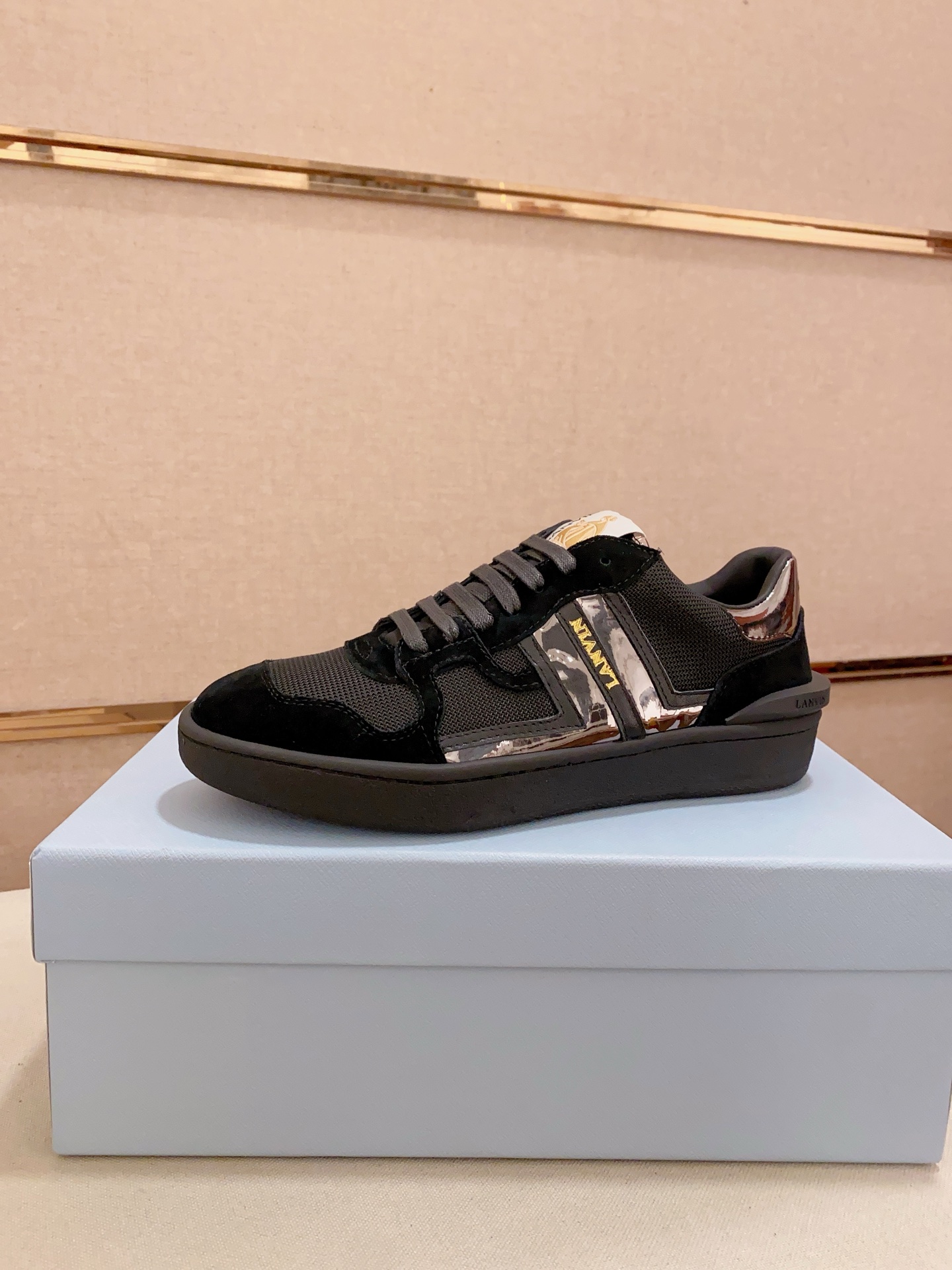 Lanvin Limited Edition Unisex Sneakers: Classic Style with Modern Appeal
