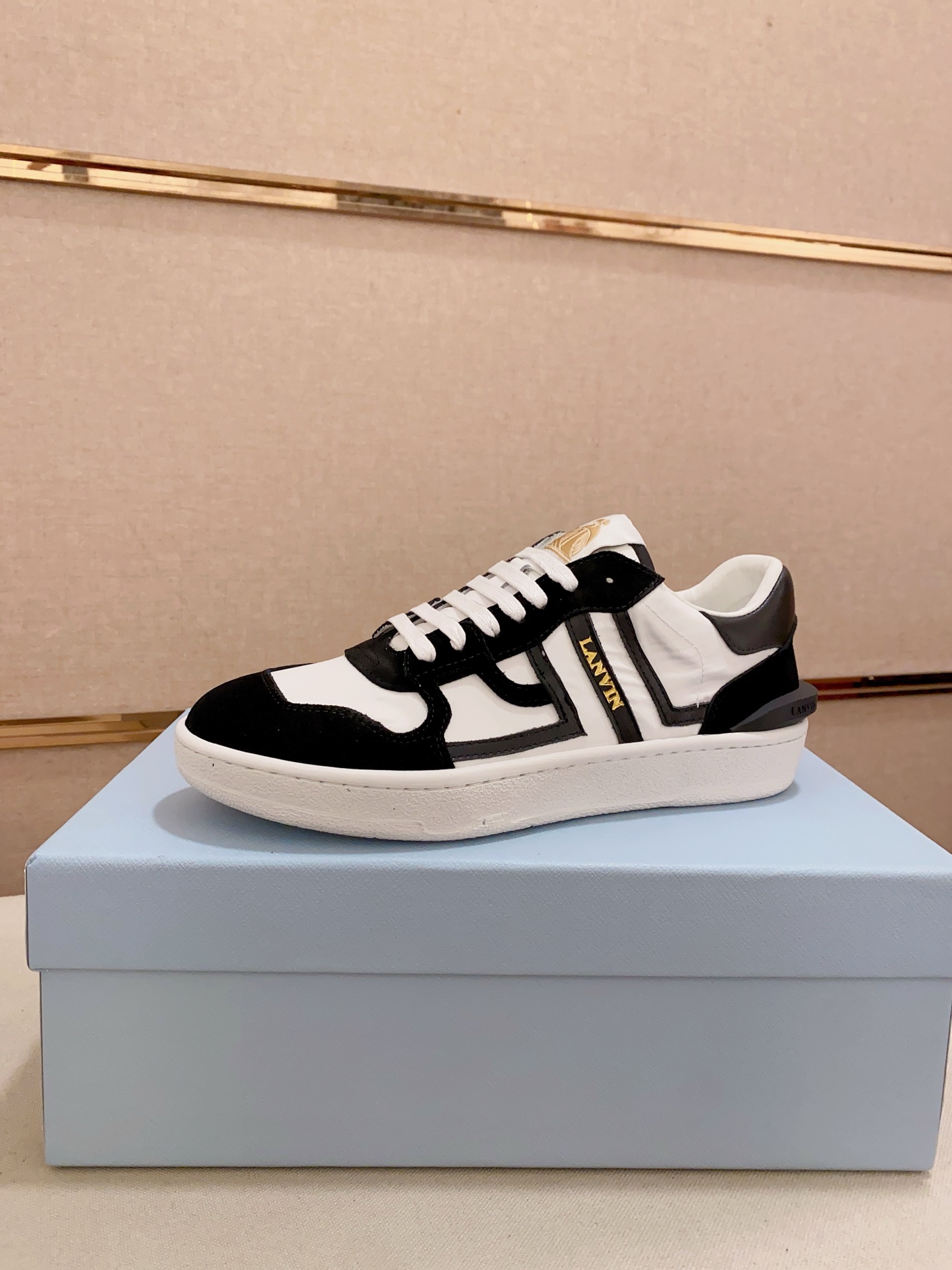 Lanvin Men's & Women's Casual Sneakers Fashion Leather Lace-up Shoes 2 i1742197305769 6369 0 0
