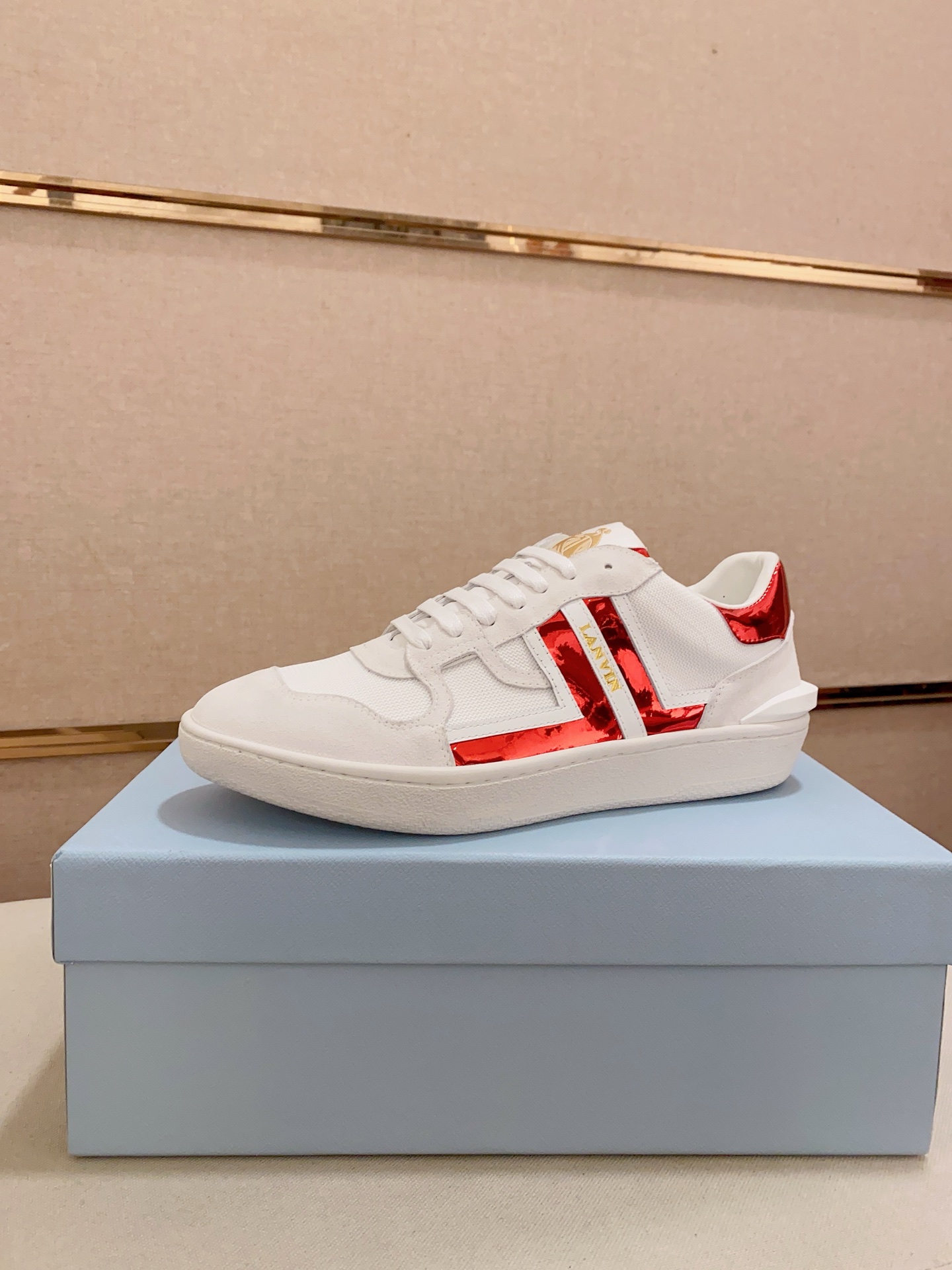 Lanvin Men's & Women's Curb Leather Sneaker: Stylish Comfort and Durability 2 i1742197437898 2471 0 0