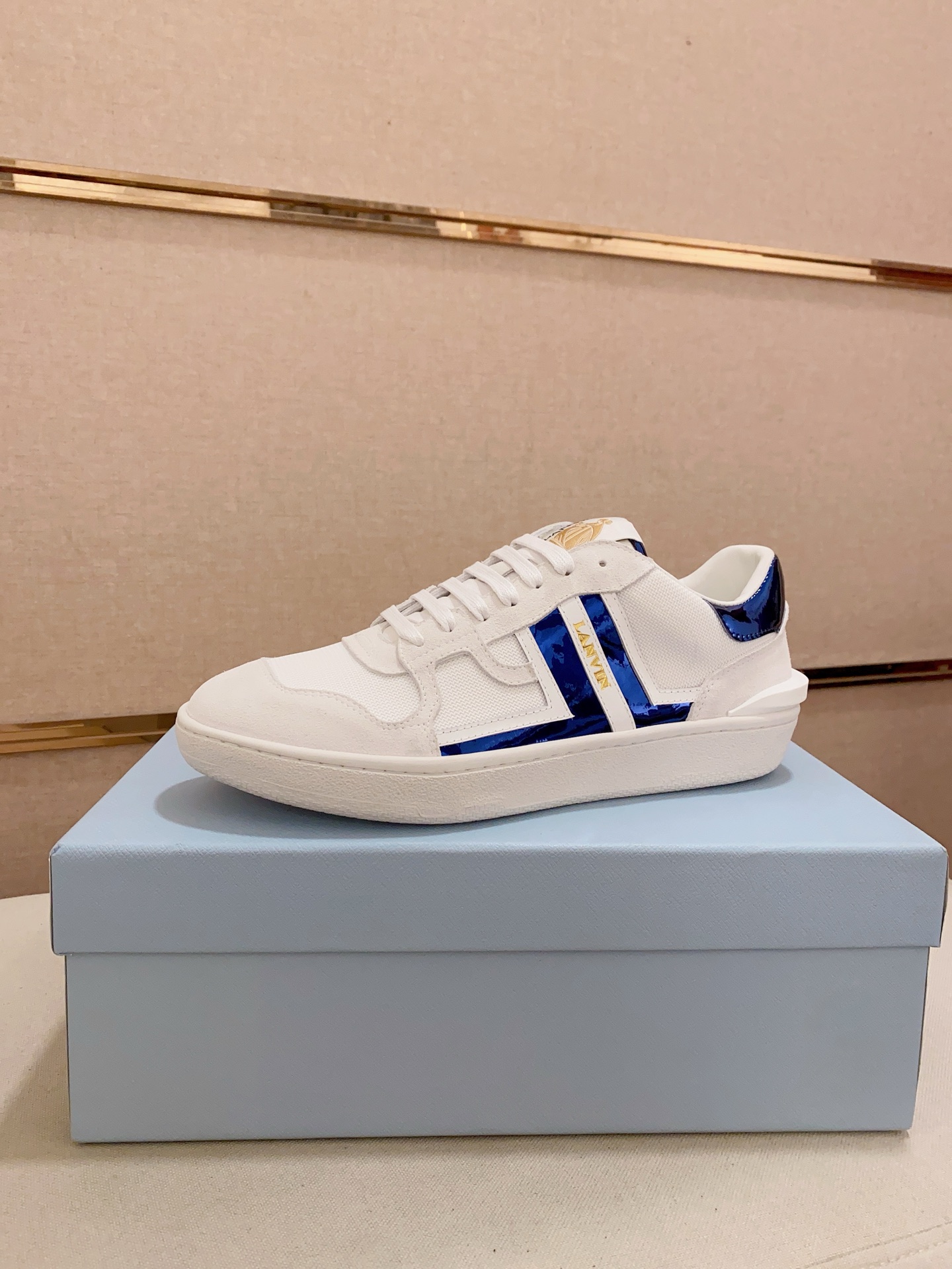 Lanvin Limited Edition White Leather Sneakers - Couple Style, Size 36-44 2 i1742197491511 8849 0 0