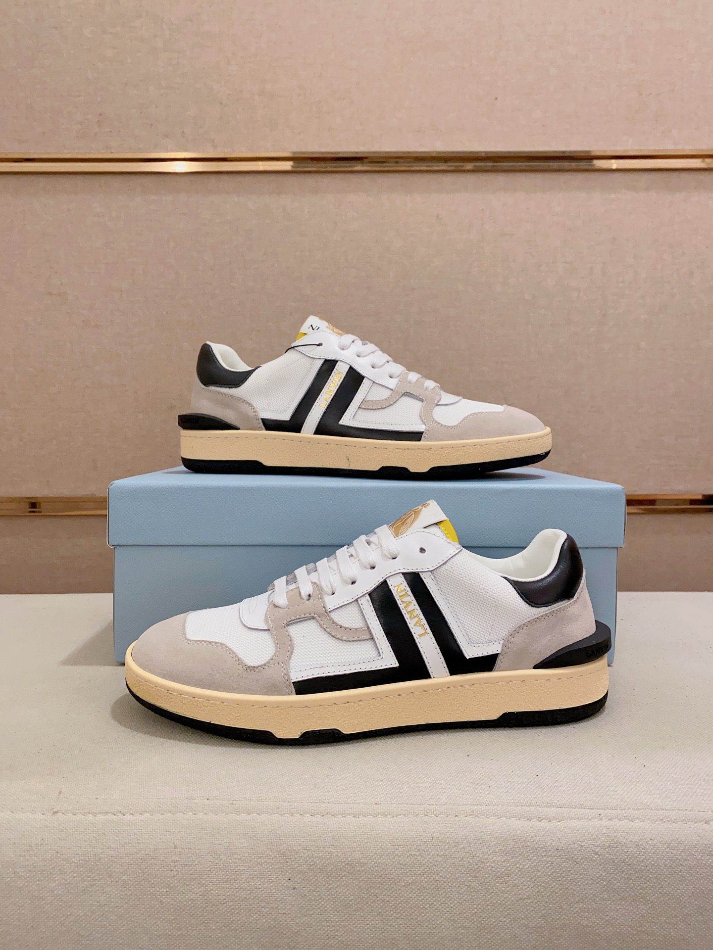 Lanvin Limited Edition Couple Sneakers - Versatile Style for Every Occasion 8 i1742197554296 2930 0 6