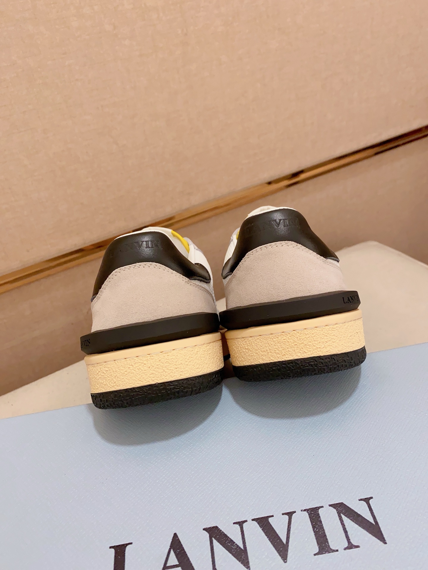 Lanvin Limited Edition Couple Sneakers - Versatile Style for Every Occasion 9 i1742197555365 8078 0 7