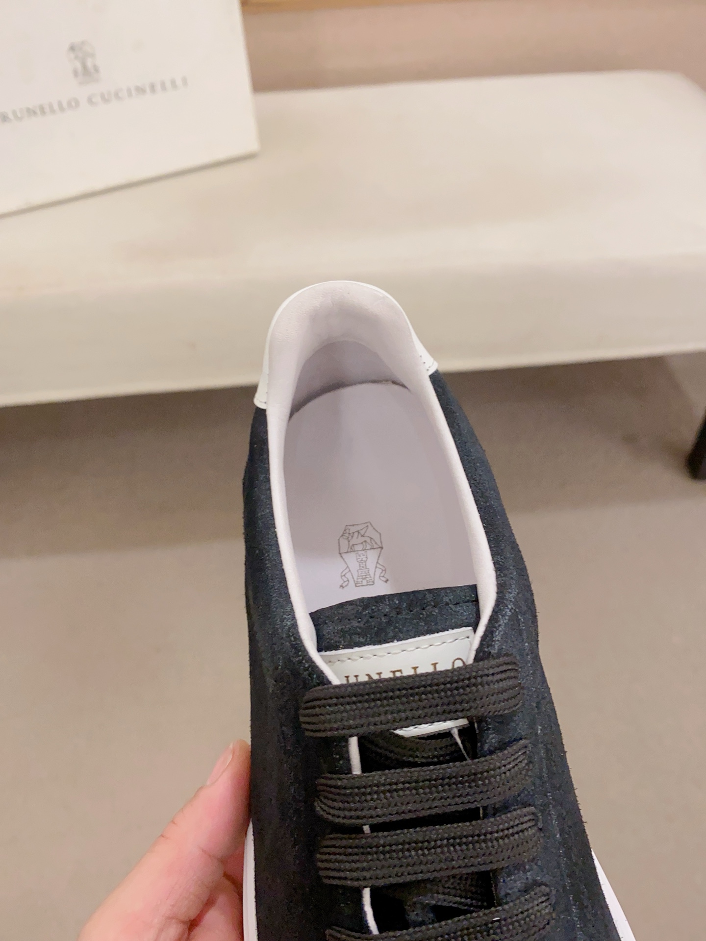 Brunello Cucinelli Men's Suede Leather Sneakers - Stylish & Comfortable 7 i1742455030599 719 0 5