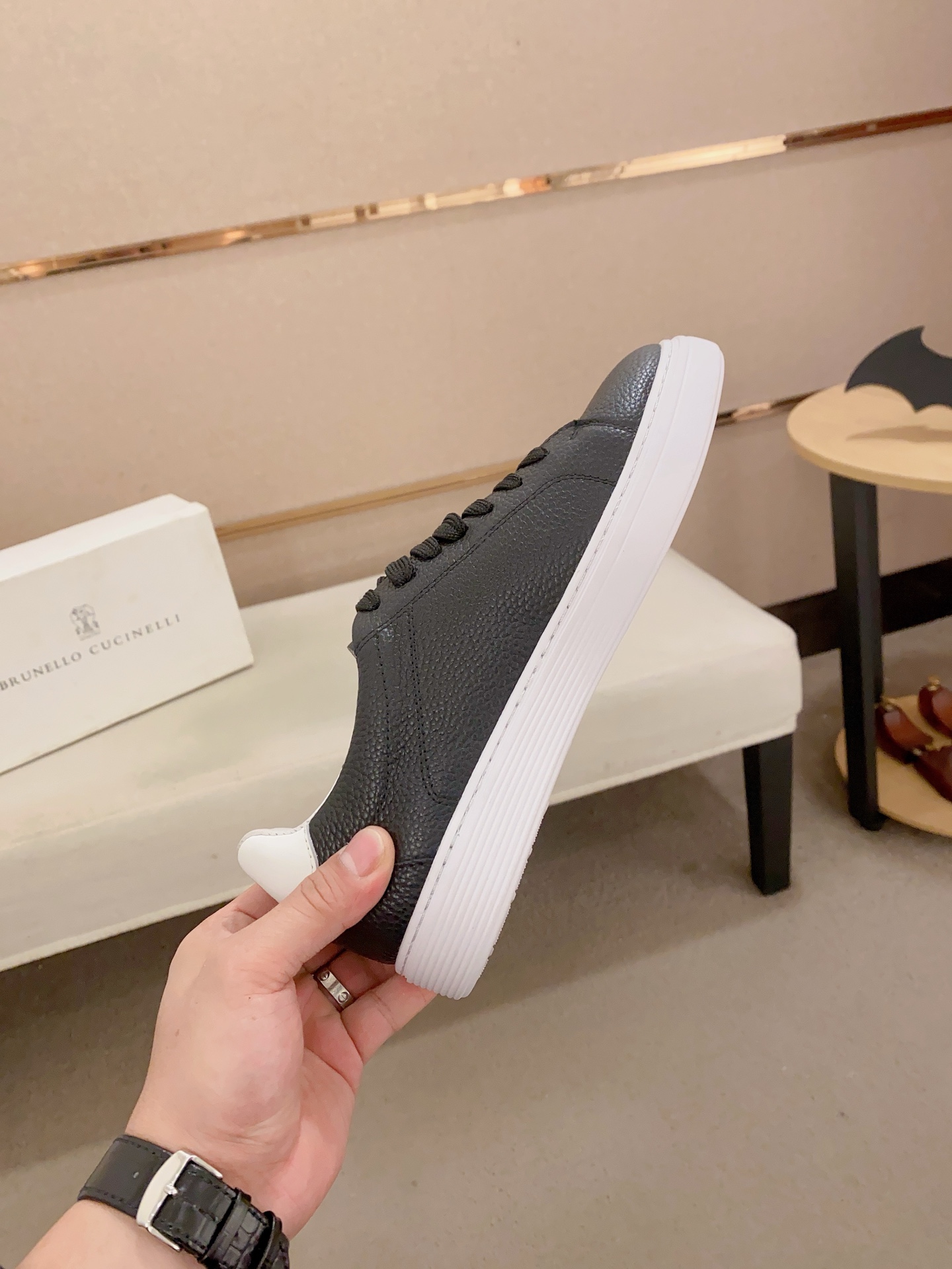 Brunello Cucinelli Men's Leather Sneakers - Stylish, Comfortable, and Durable 6 i1742455171004 4136 0 4