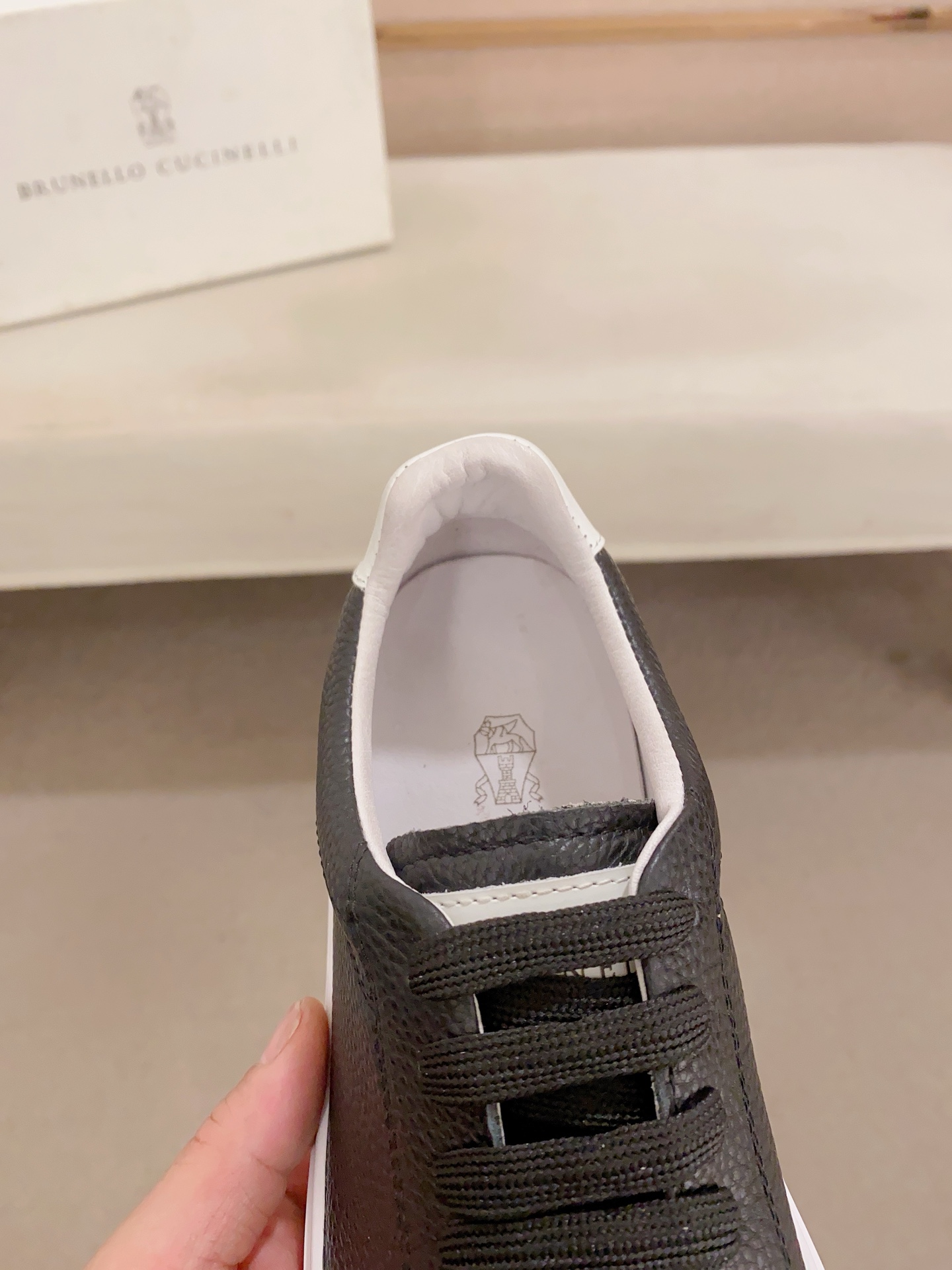 Brunello Cucinelli Men's Leather Sneakers - Stylish, Comfortable, and Durable 7 i1742455171038 8740 0 5