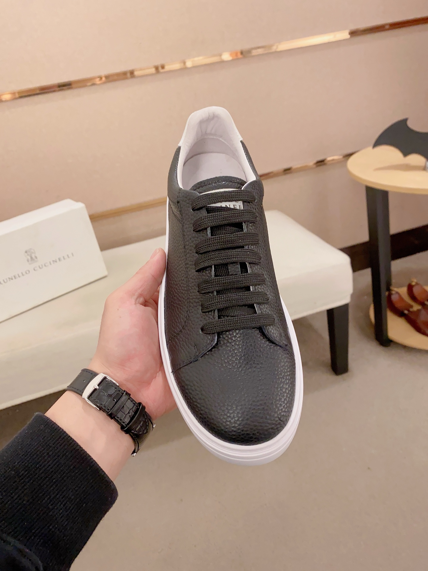 Brunello Cucinelli Men's Leather Sneakers - Stylish, Comfortable, and Durable 3 i1742455172329 5100 0 1