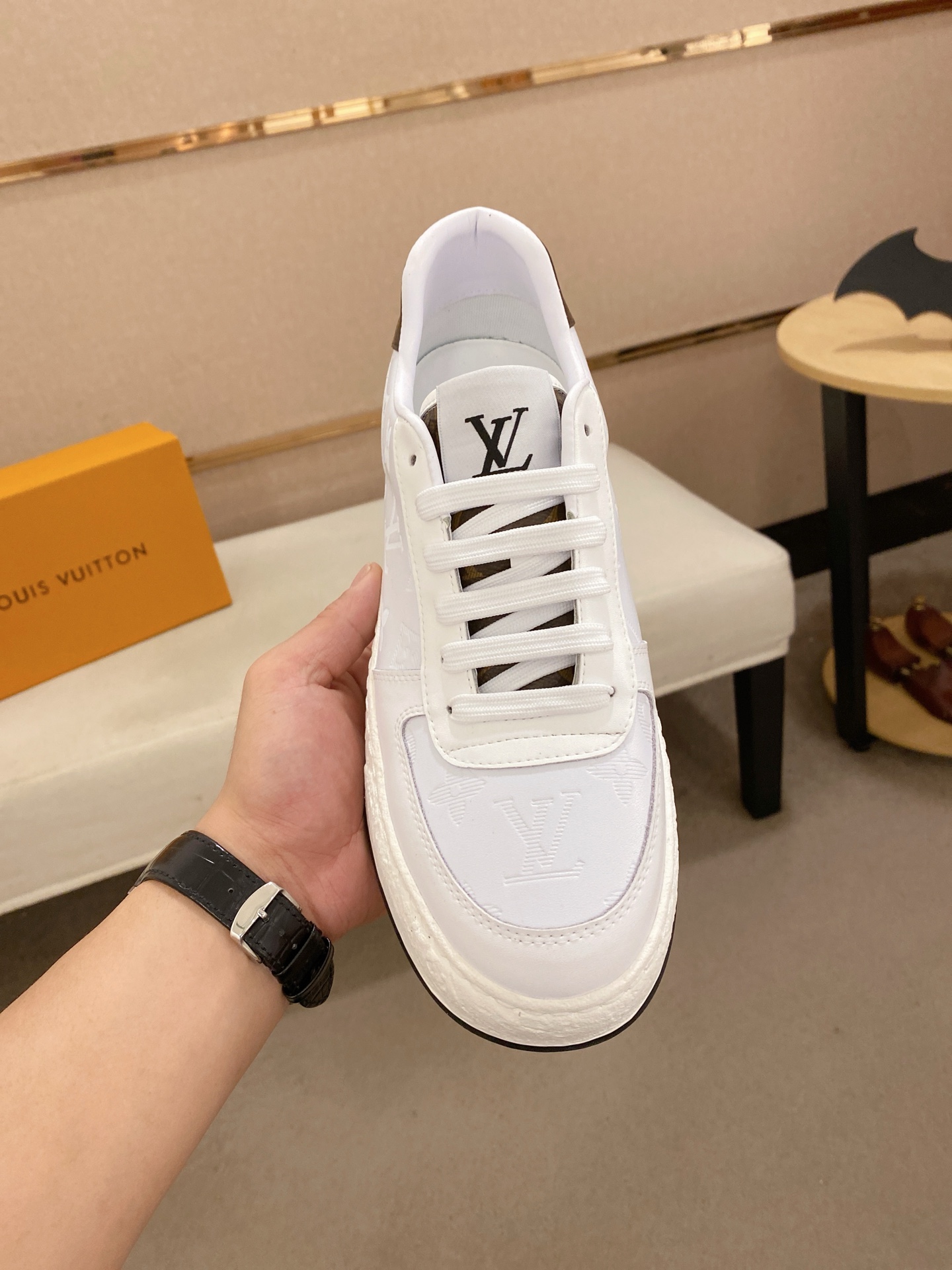 Louis Vuitton Men's White Leather Low-Top Sneakers Size 38-44 3 i1742626863498 326 0 1