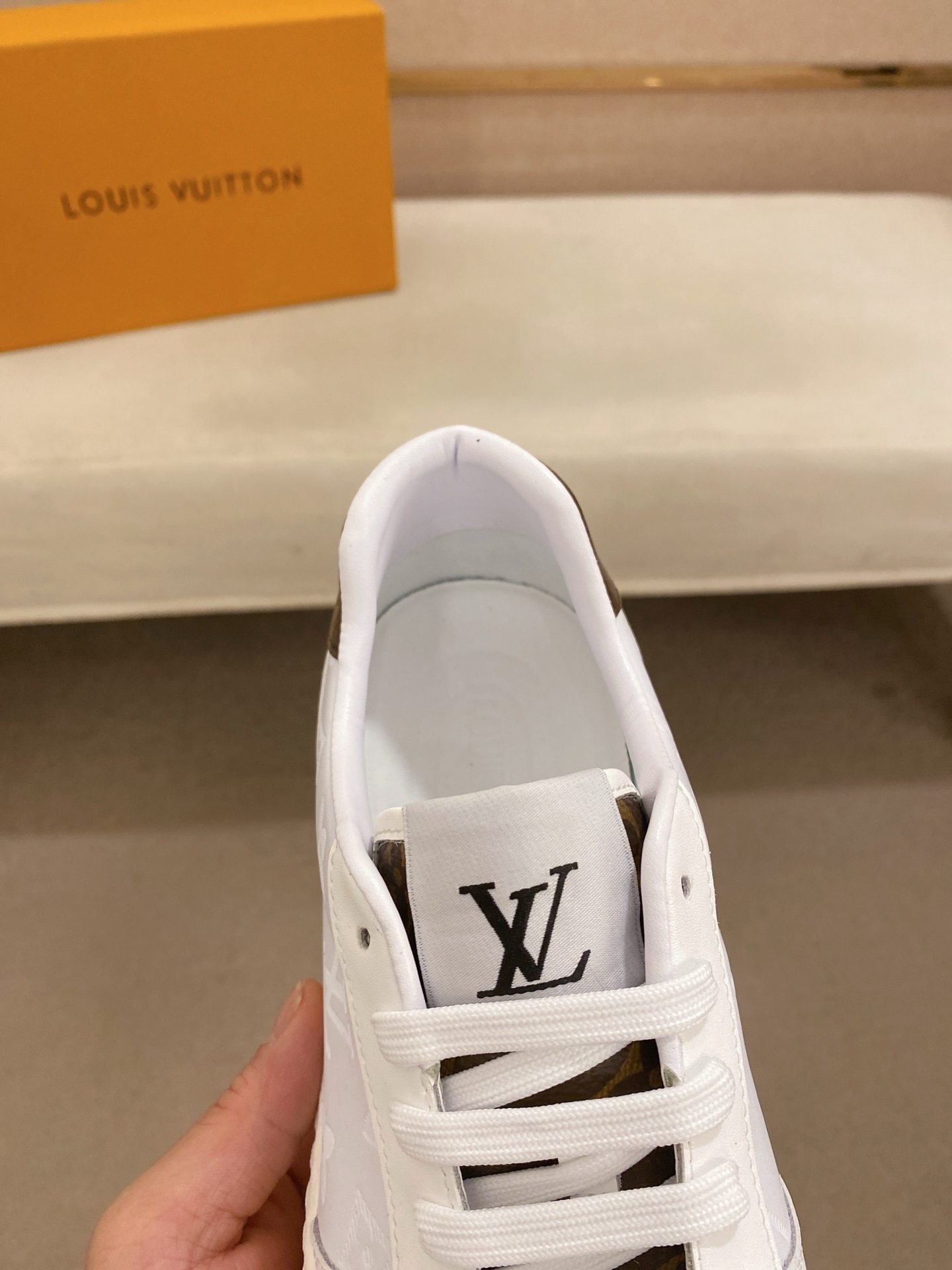 Louis Vuitton Men's White Leather Low-Top Sneakers Size 38-44 7 i1742626863652 557 0 5