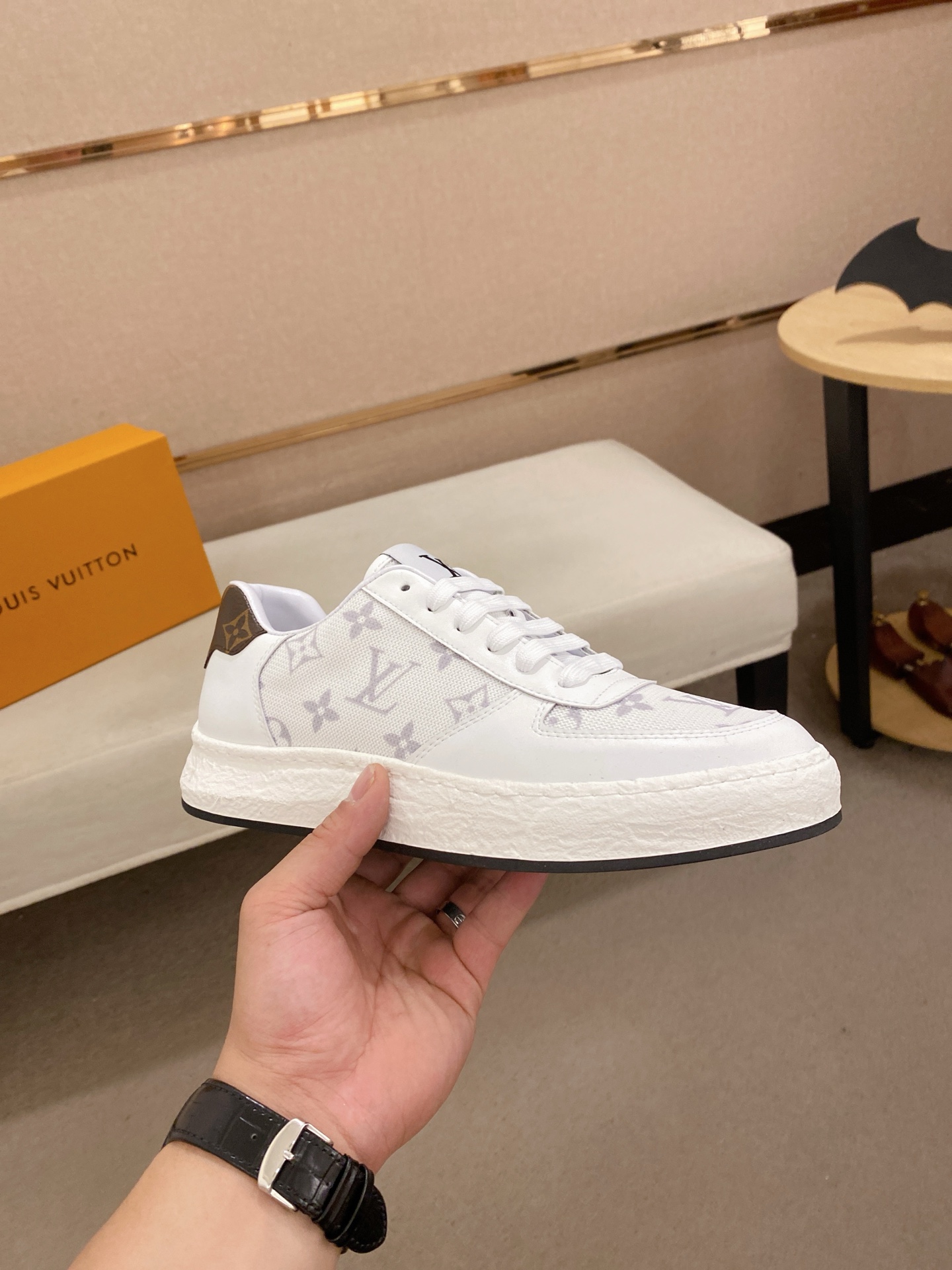 Louis Vuitton Men's White Leather Lace-Up Sneakers Size 38-44 5 i1742626996931 3264 0 3