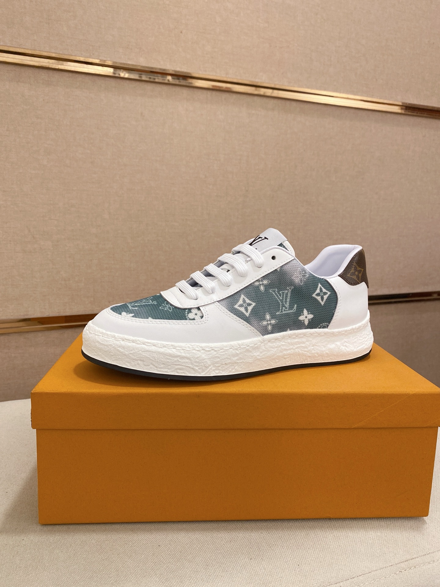 Louis Vuitton Men's White Leather and Monogram Low-Top Sneakers, Size 38-44