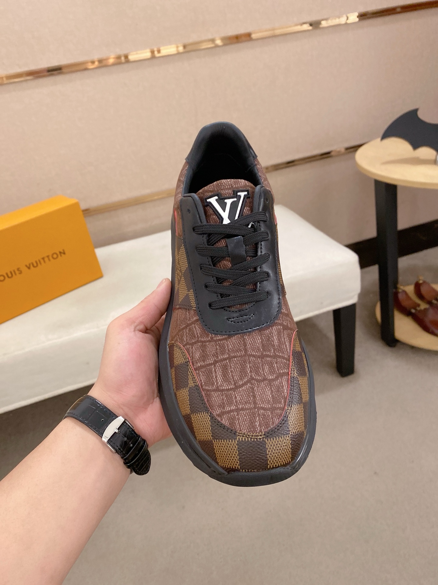 Louis Vuitton Men's Brown Leather Checkered Pattern Comfortable Sneakers 3 i1742627221272 8206 0 1