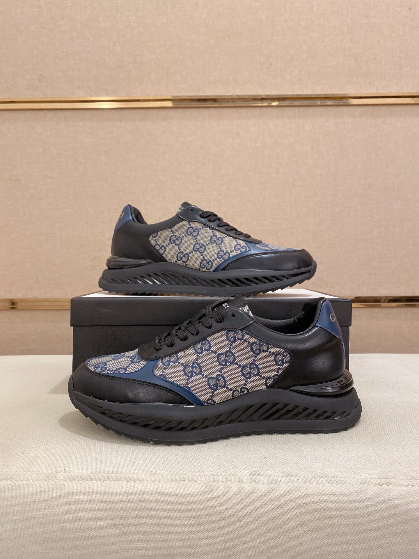 Gucci Men's Leather Sneakers with GG Canvas, Italian Craftsmanship, Sizes 38-44 8 i1742627625965 3817 0 6