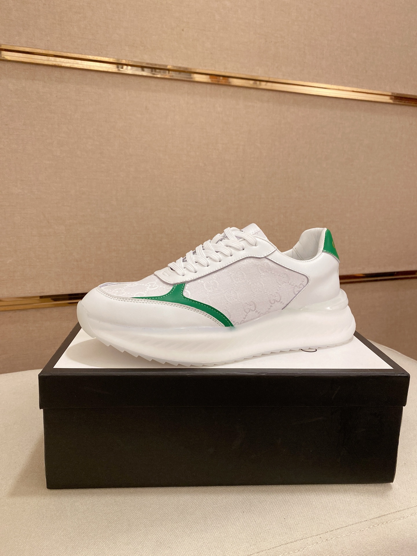 Gucci Men's Ace Sneaker Italian Leather White/Green Size 38-44 2 i1742627677636 2251 0 0