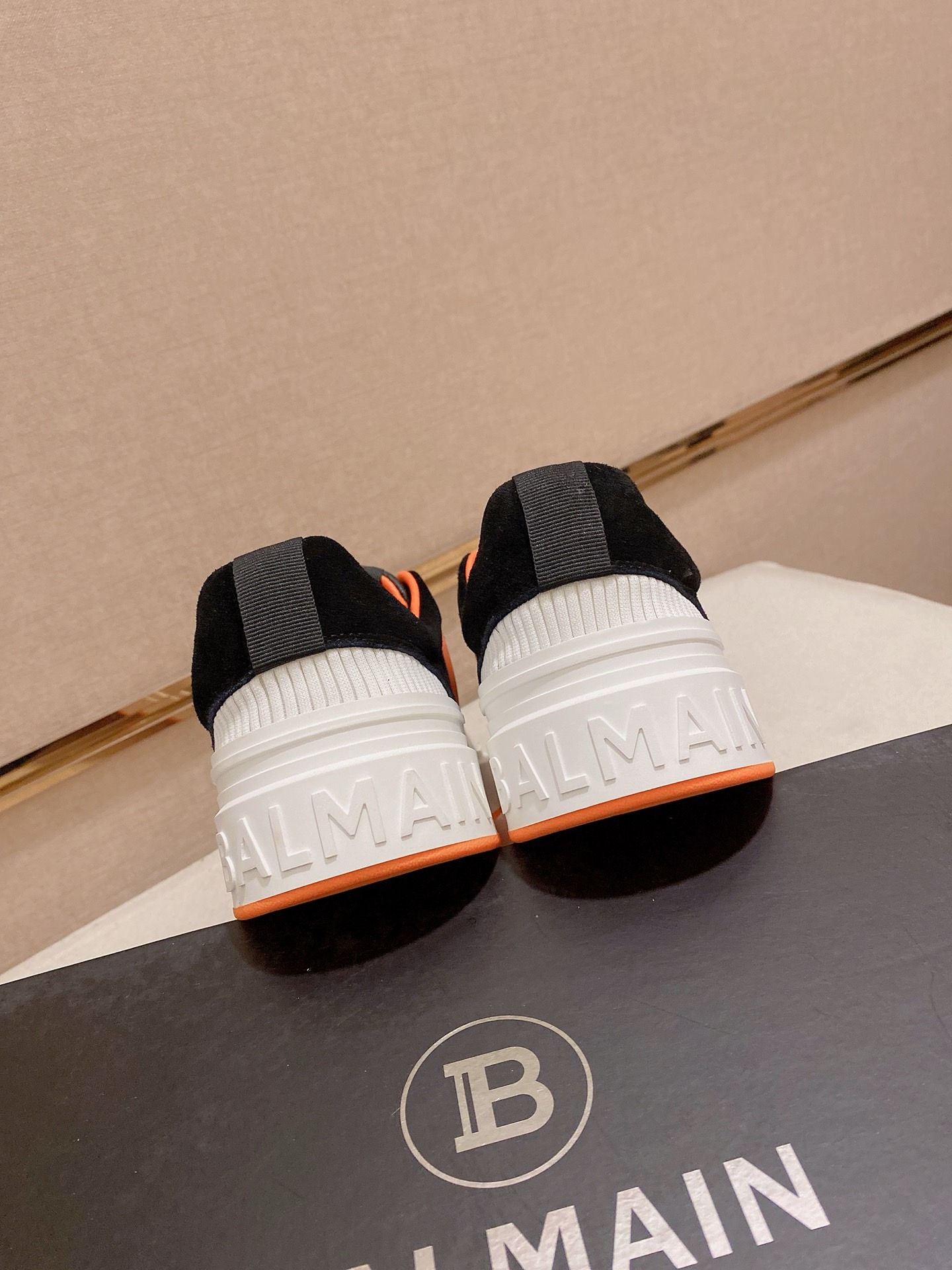 Balmain Men's Leather One-Step Board Shoes - Premium Quality & Comfort 9 i1742631178392 7446 0 7