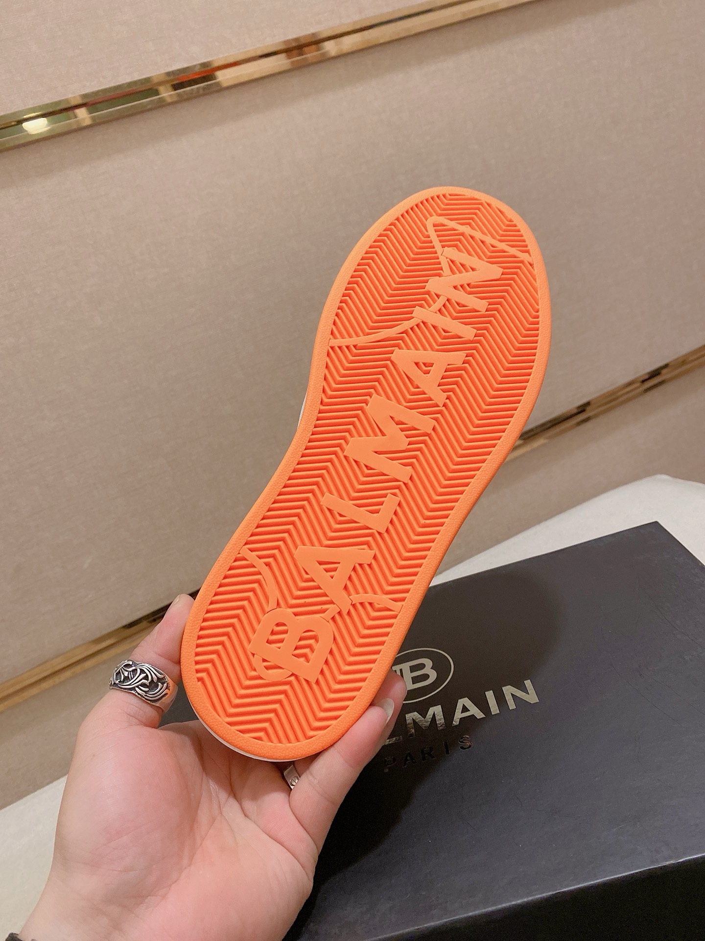 Balmain Men's Leather One-Step Board Shoes - Premium Quality & Comfort 10 i1742631178393 2661 0 8