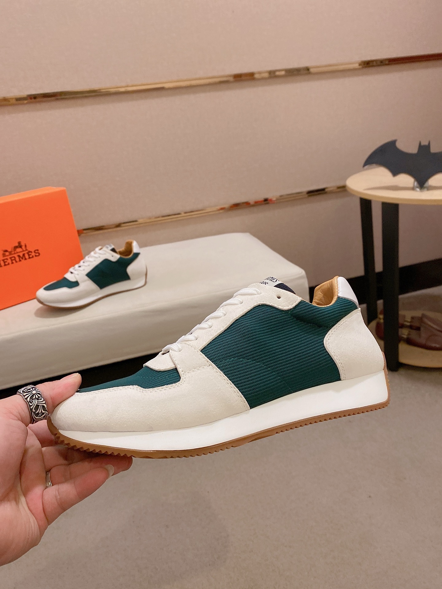 Hermes Men's Classic Sneakers - Italian Leather, Comfortable Fit, Sizes 38-44 4 i1742631592005 2018 0 2