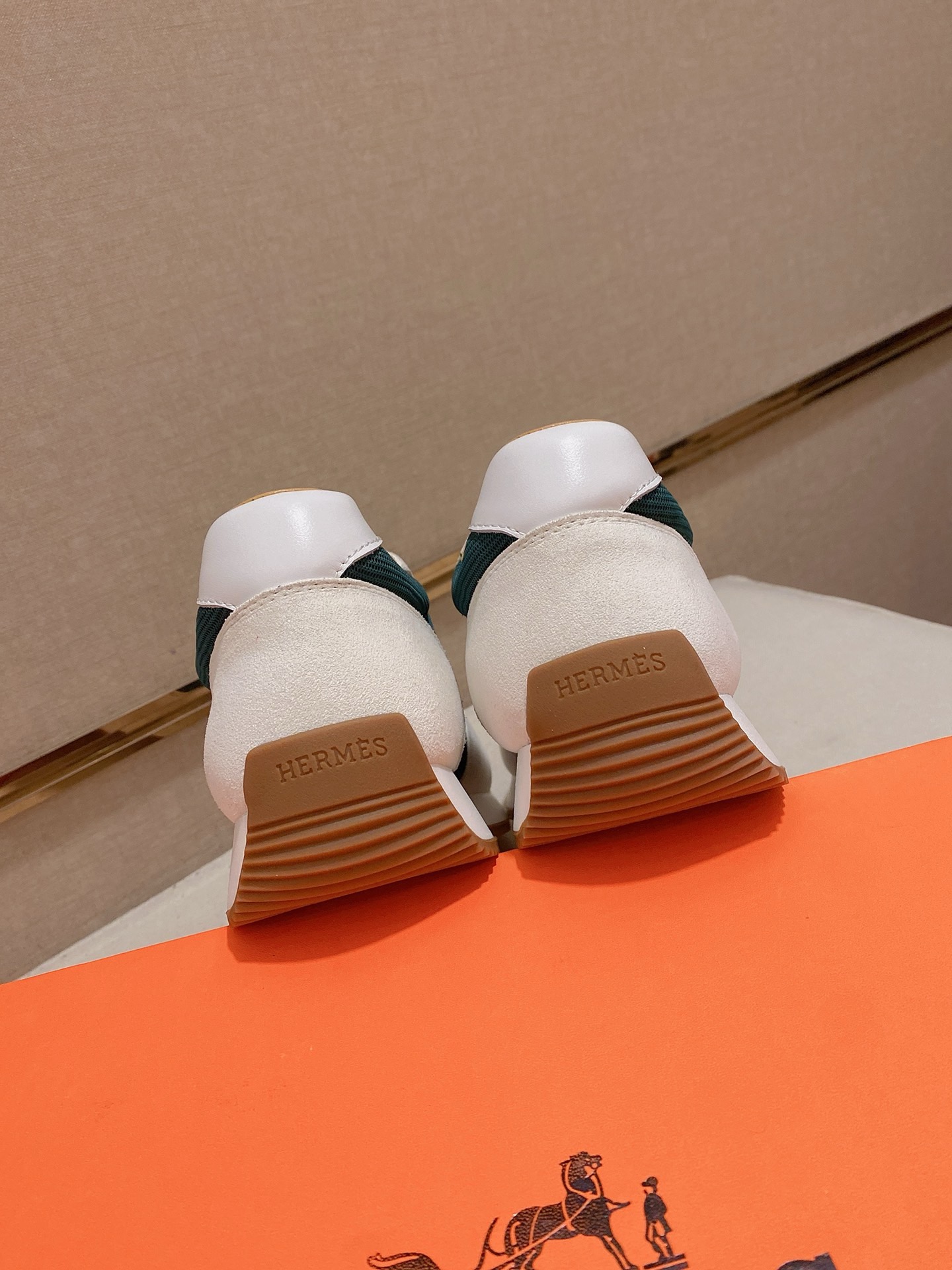 Hermes Men's Classic Sneakers - Italian Leather, Comfortable Fit, Sizes 38-44 9 i1742631594126 9305 0 7