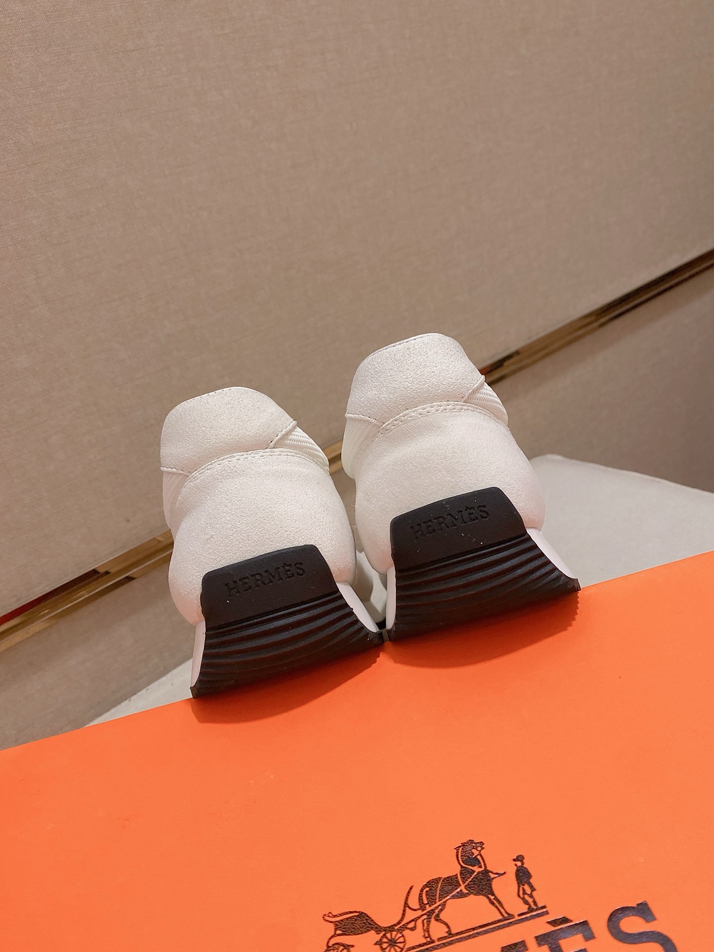 Hermes Men's White Leather Sneakers. Sizes 38-44. Italian Leather Upper. 9 i1742631718597 9935 0 7