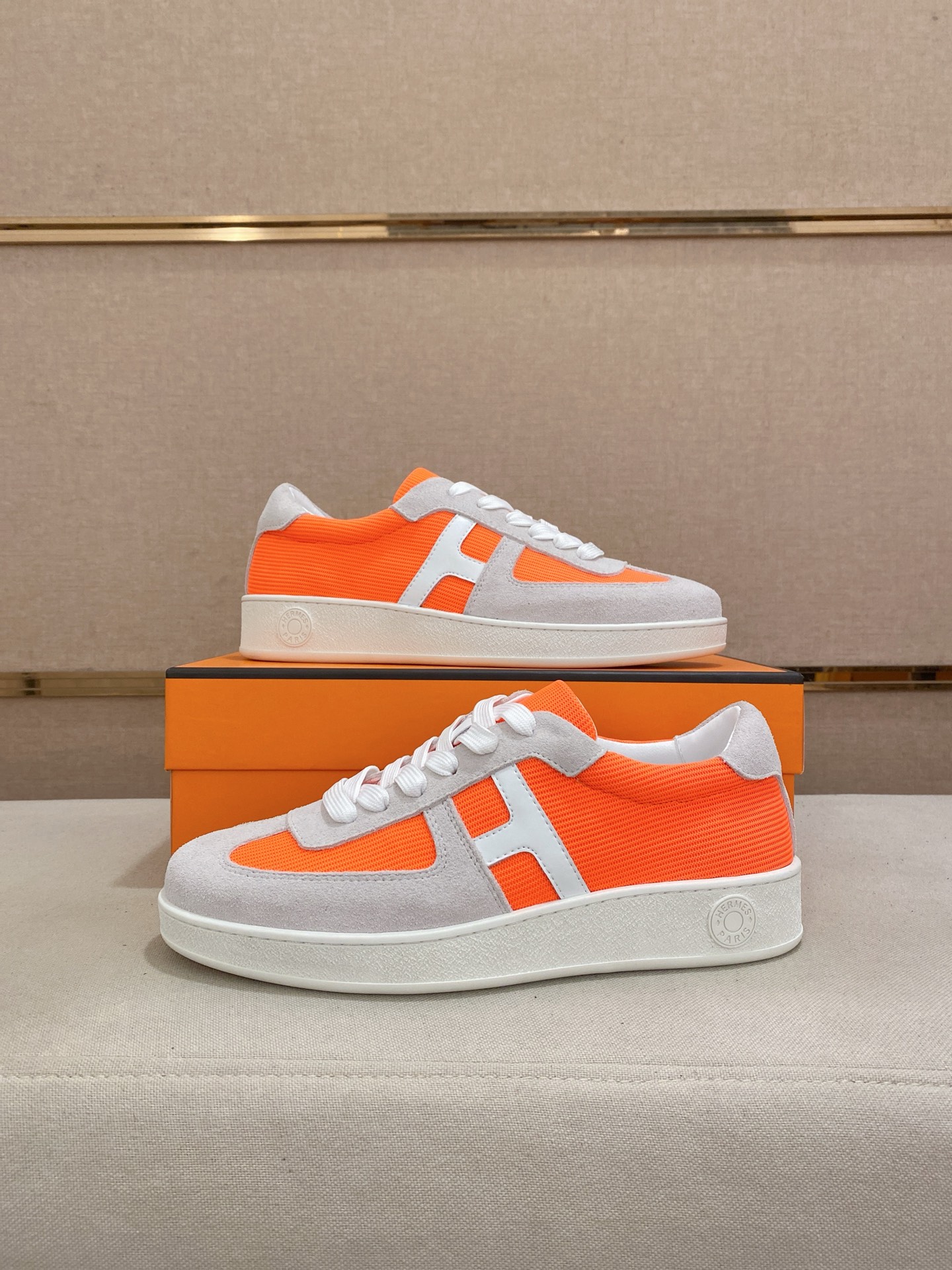 Hermès Men's Décontractée Sneakers in Orange and White - Size 38-44 8 i1742636440562 3646 0 6