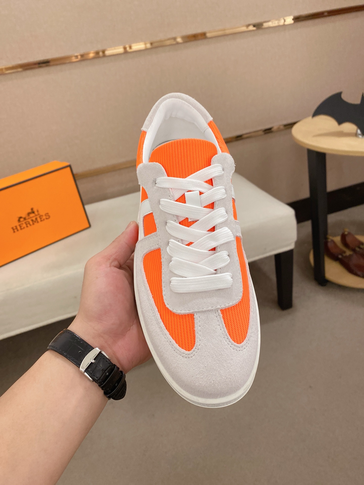 Hermès Men's Décontractée Sneakers in Orange and White - Size 38-44 3 i1742636441710 9383 0 1