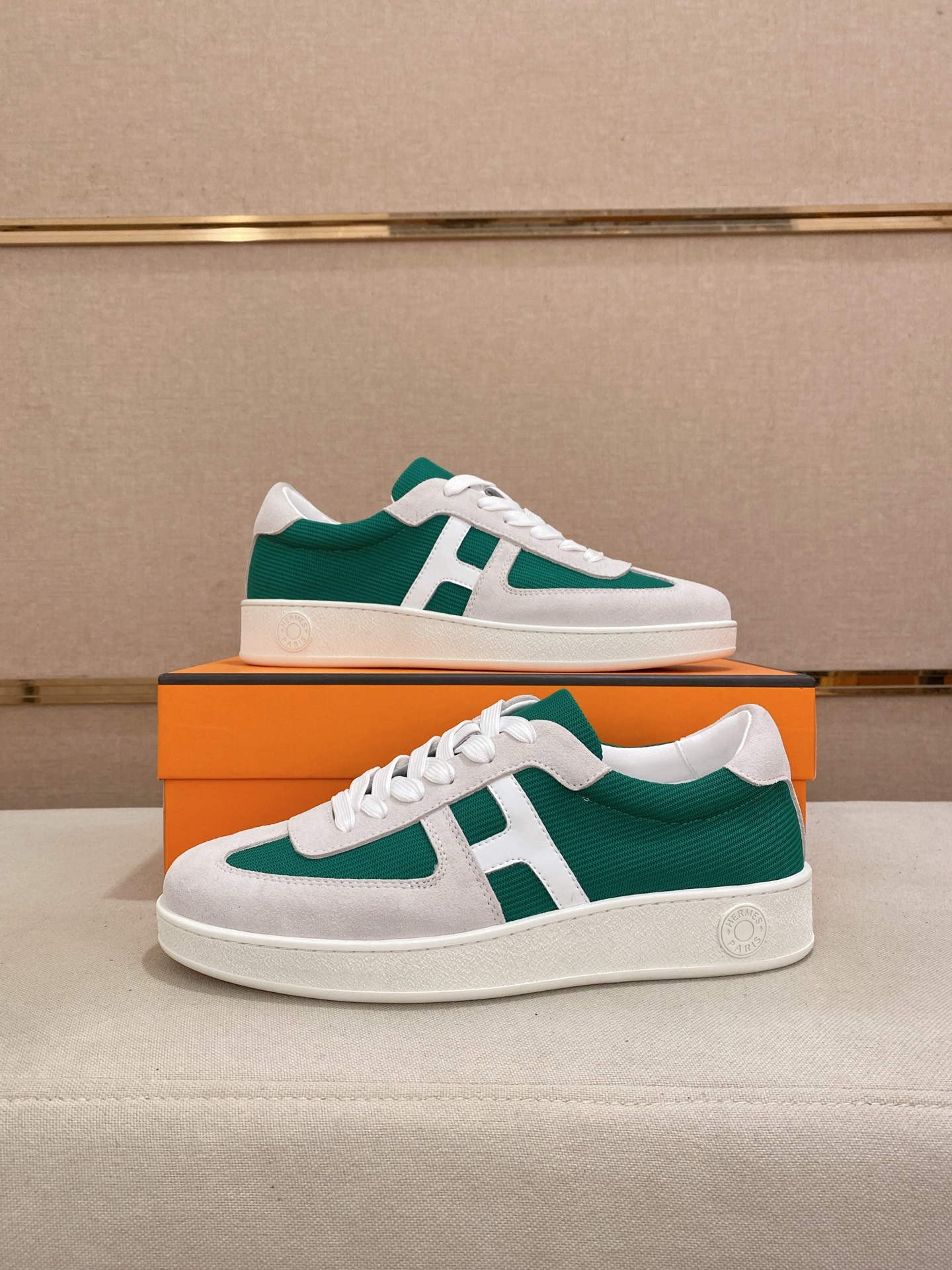 Hermes Classic Men's Sneakers in Green, White Leather Size 38-44 8 i1742636461920 3417 0 6