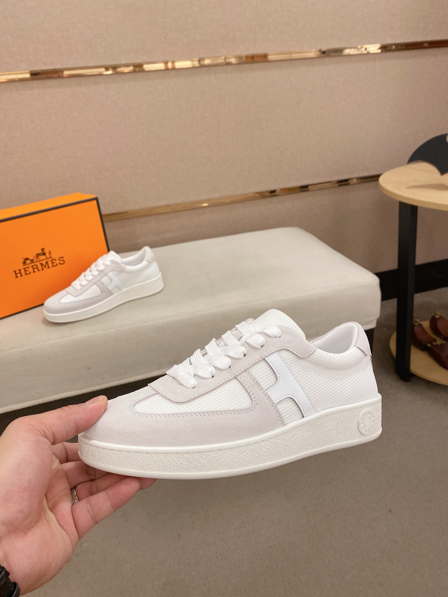 Hermes Men's White Leather Sneakers with H Logo, Size 38-44 4 i1742636483980 6180 0 2