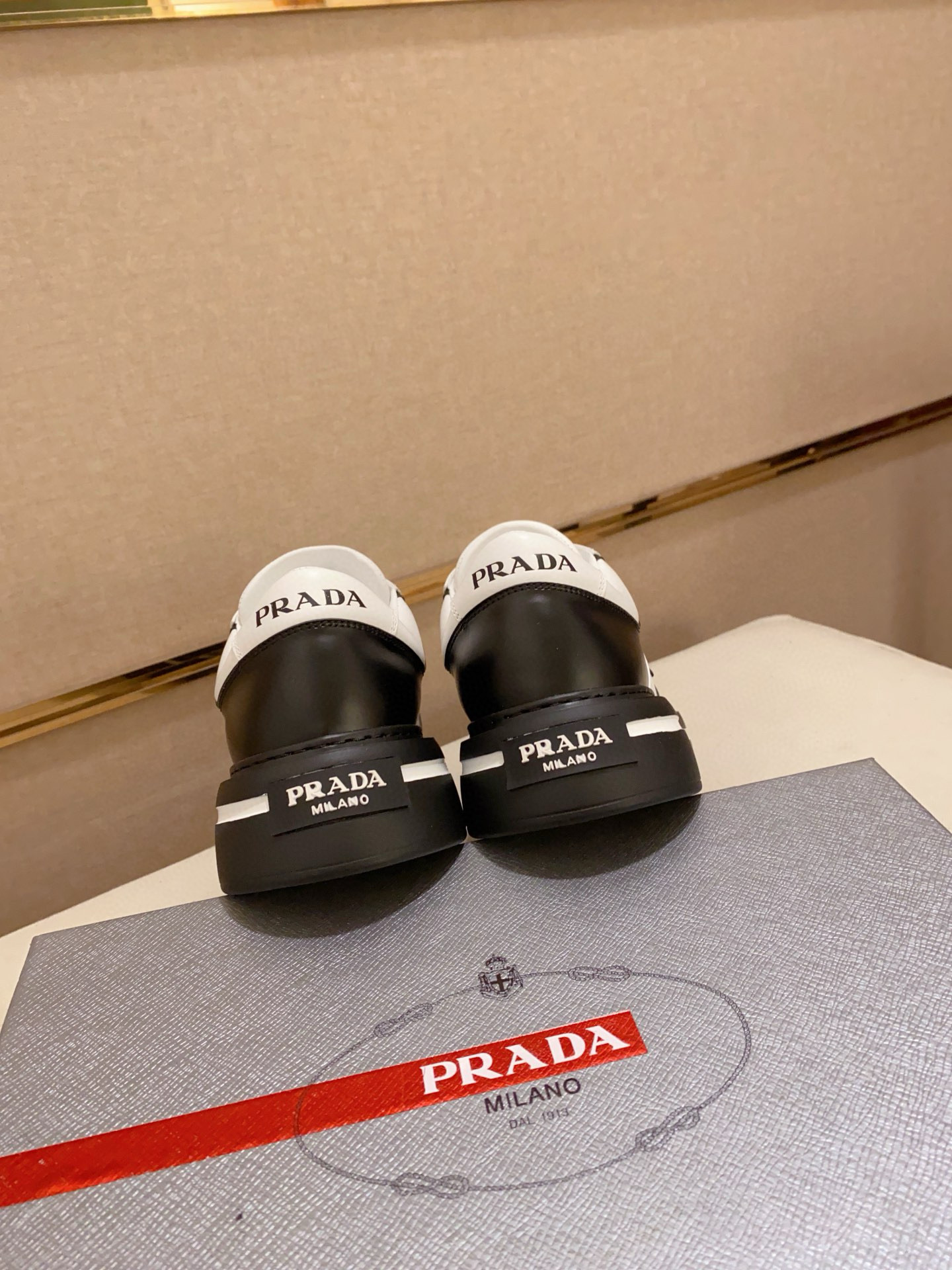 Prada Men's Leather Sneakers - Stylish Comfort & Original Design 9 i1743320742035 9313 0 7