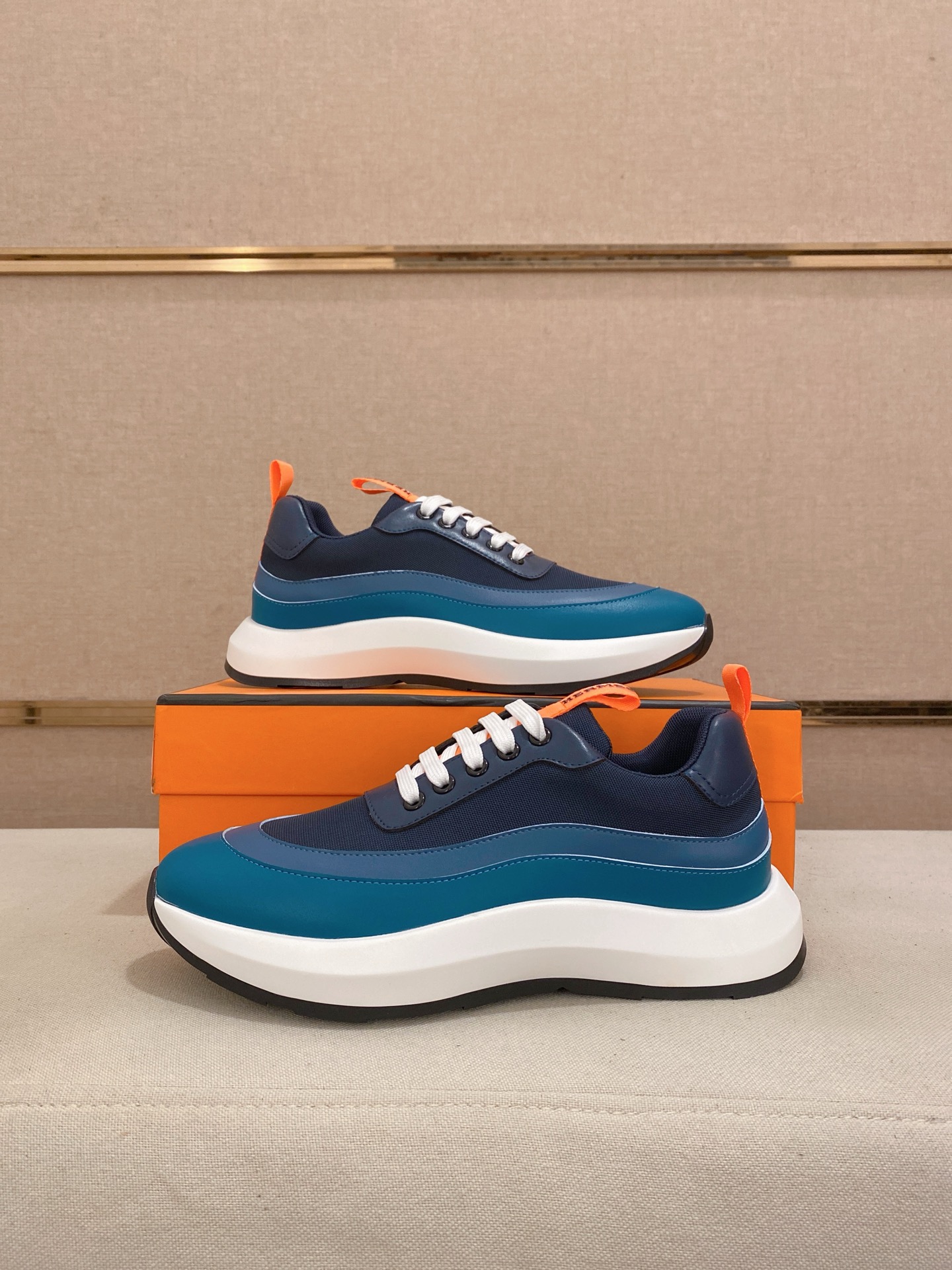 Hermes Men's Classic Sneakers - Italian Leather, Comfortable, Sizes 38-44 8 i1744526829358 8680 0 5