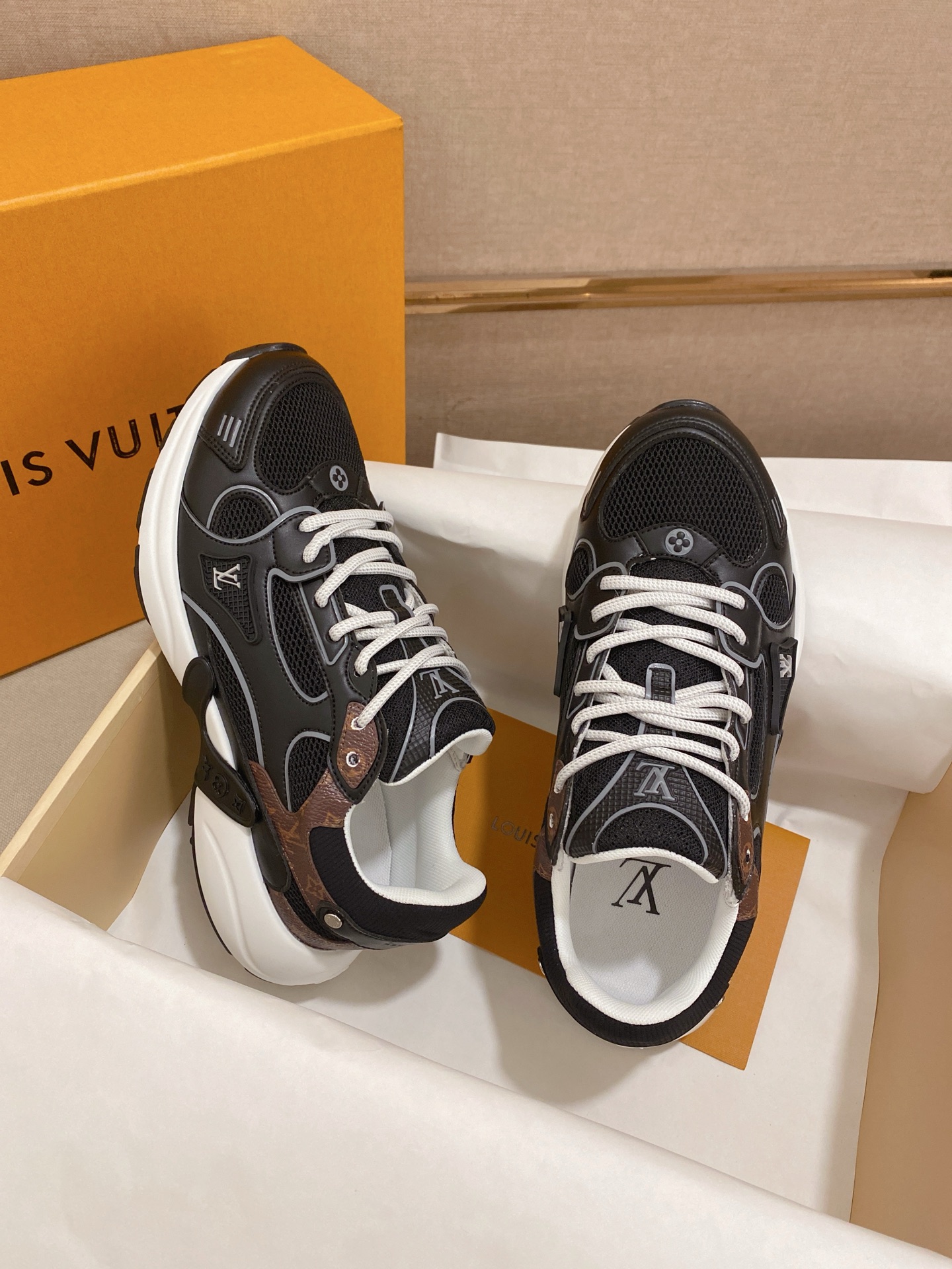 Louis Vuitton Olympia Sneakers: Stylish, Comfortable, and Iconic Design Running Shoes 6 i1744613367474 482 0 5