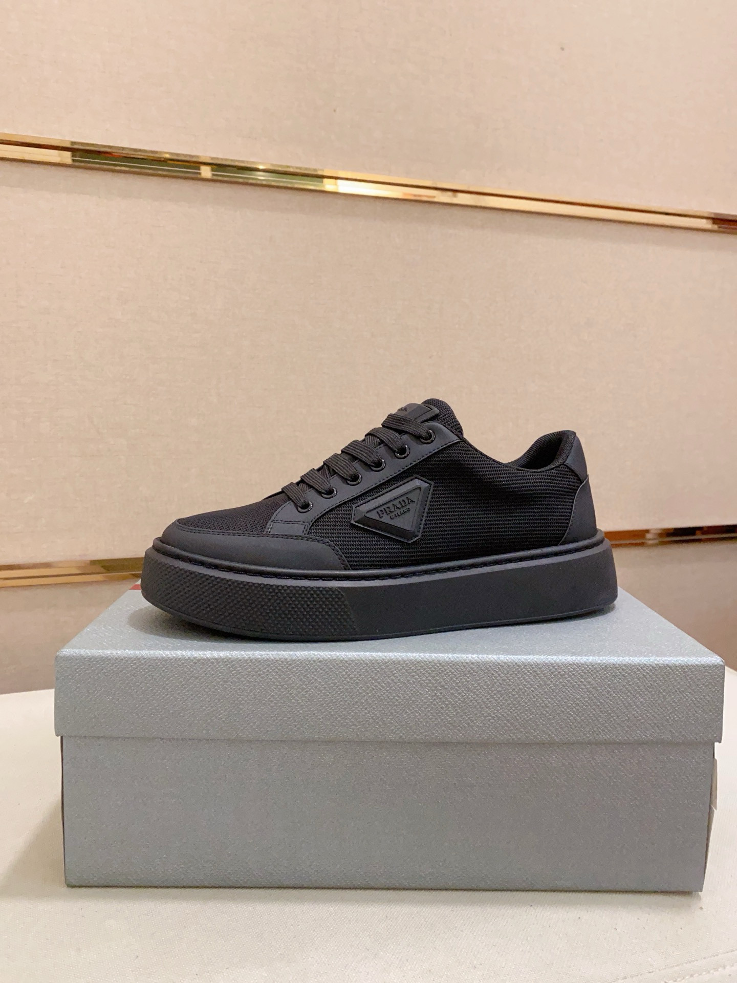 Prada Men's Leather Sneakers,New Arrivals,Breathable Mesh,Sizes 38-44 1 Prada Men's Leather Sneakers,New Arrivals,Breathable Mesh,Sizes 38-44