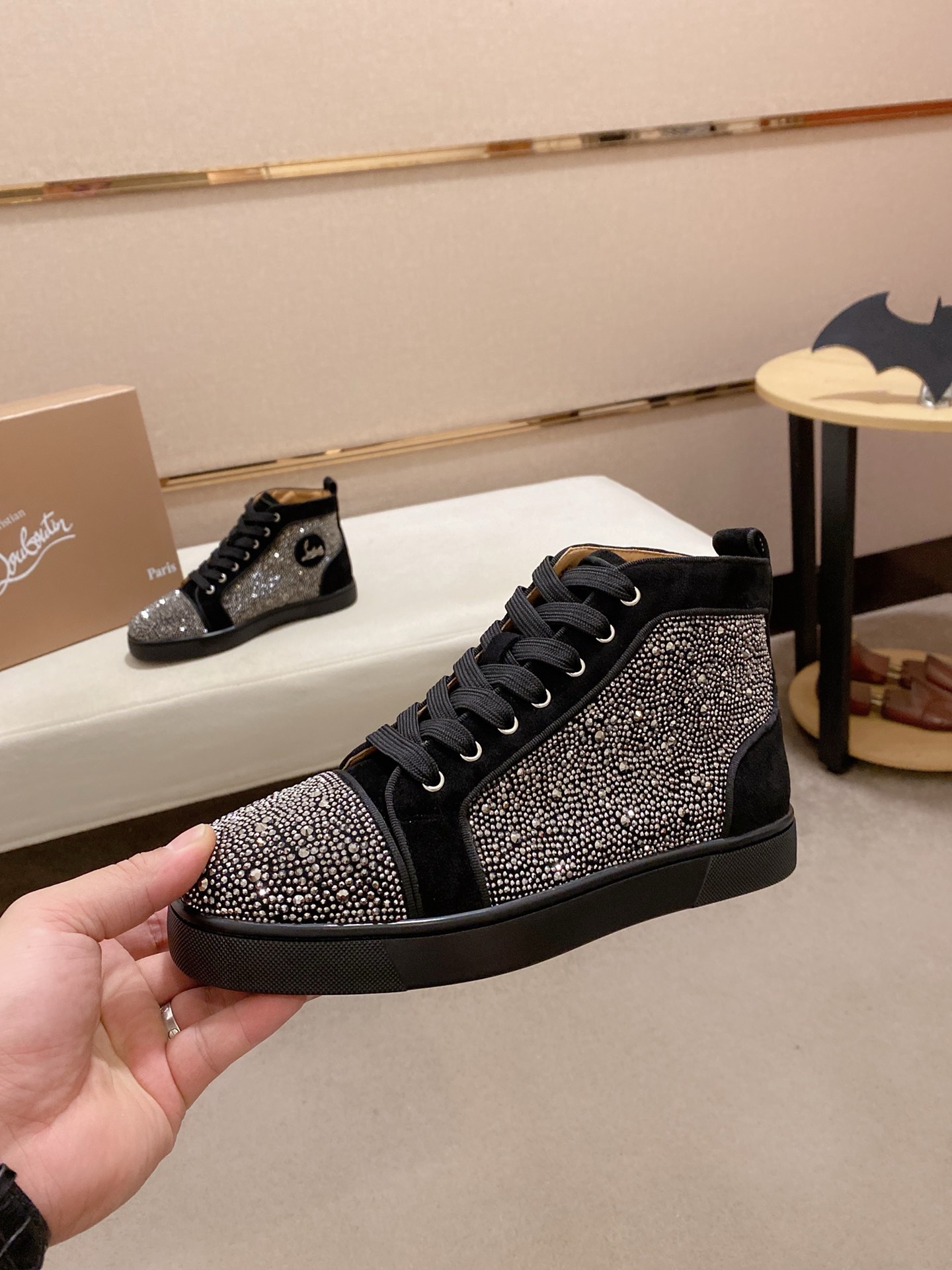 Men's High-Top Sneakers with Rhinestone Detailing and Leather Lining 4 i1744698016991 8085 0 2