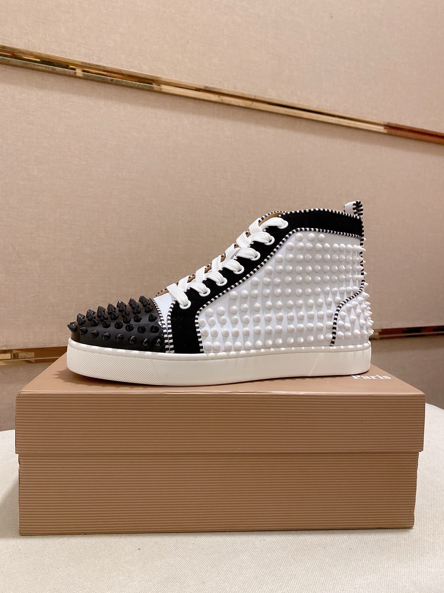 Christian Louboutin Men's White Leather High-Top Sneakers Size 38-44 2 i1744698162591 3359 0 0