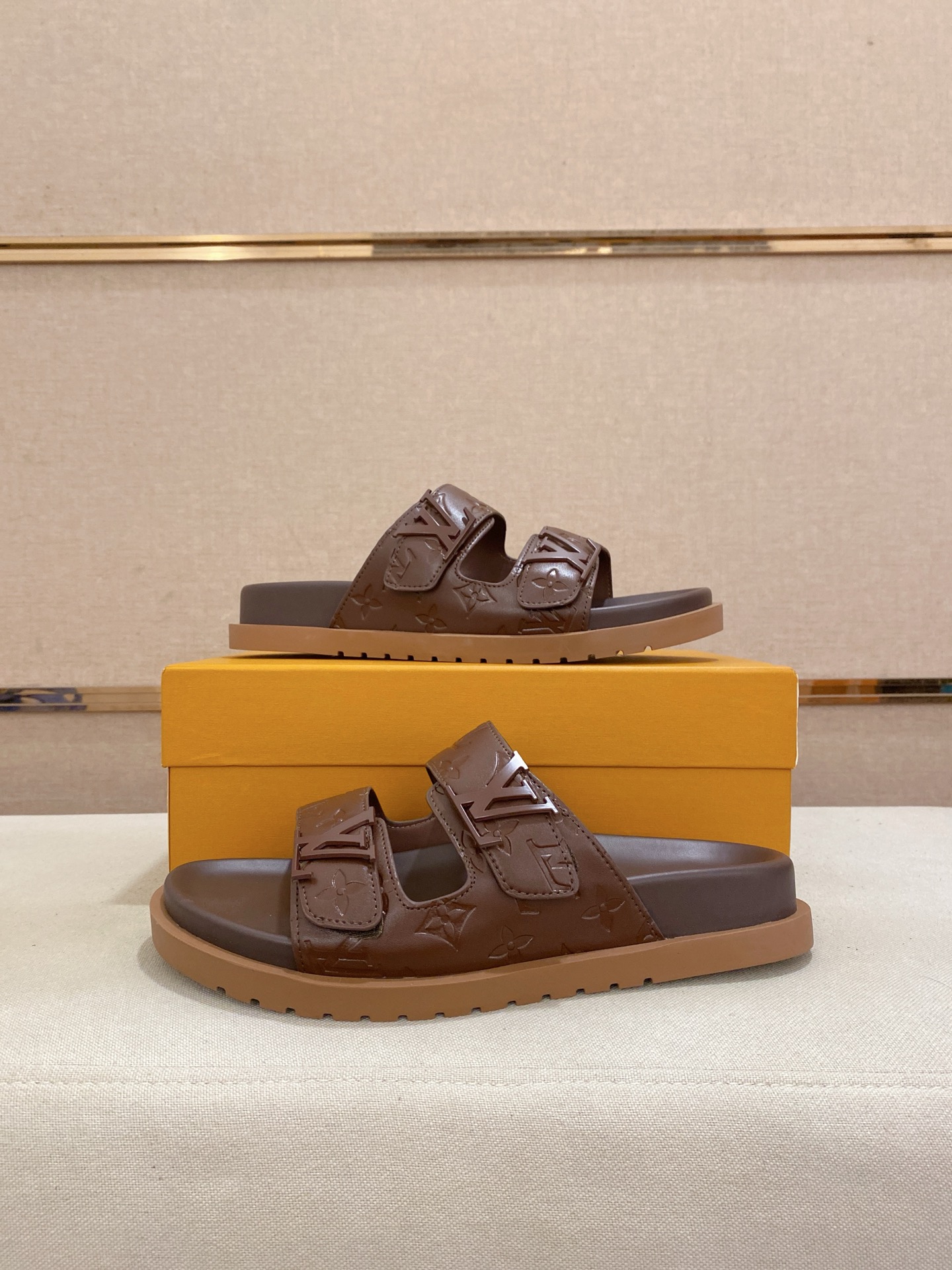 Louis Vuitton Men's Brown Leather Sandals, Designer Slides, Sizes 38-44 8 i1745050797909 98 0 6