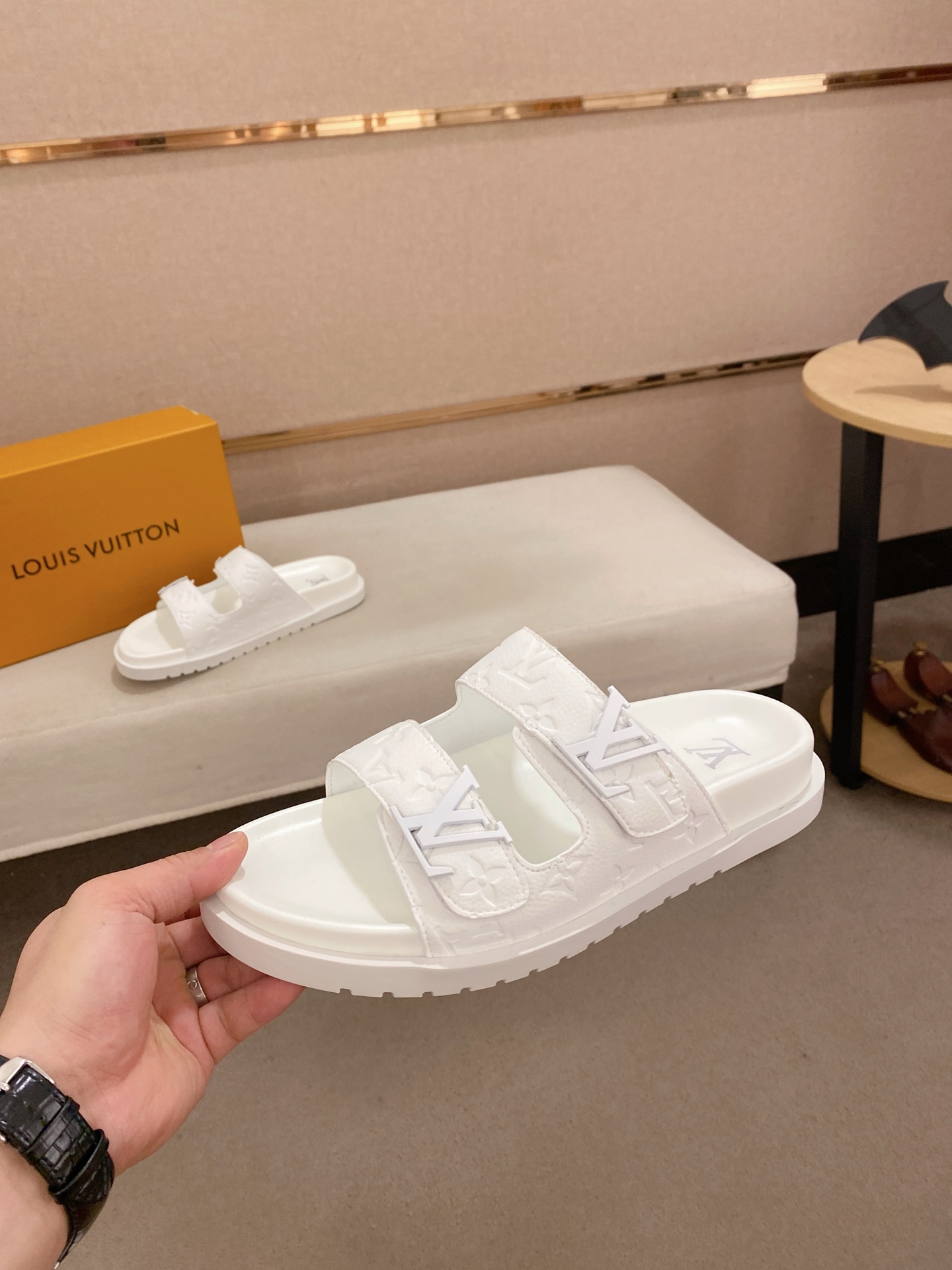 Louis Vuitton Men's White Leather Sandals, sizes 38-44, Spring/Summer Style 4 i1745050845951 1388 0 2