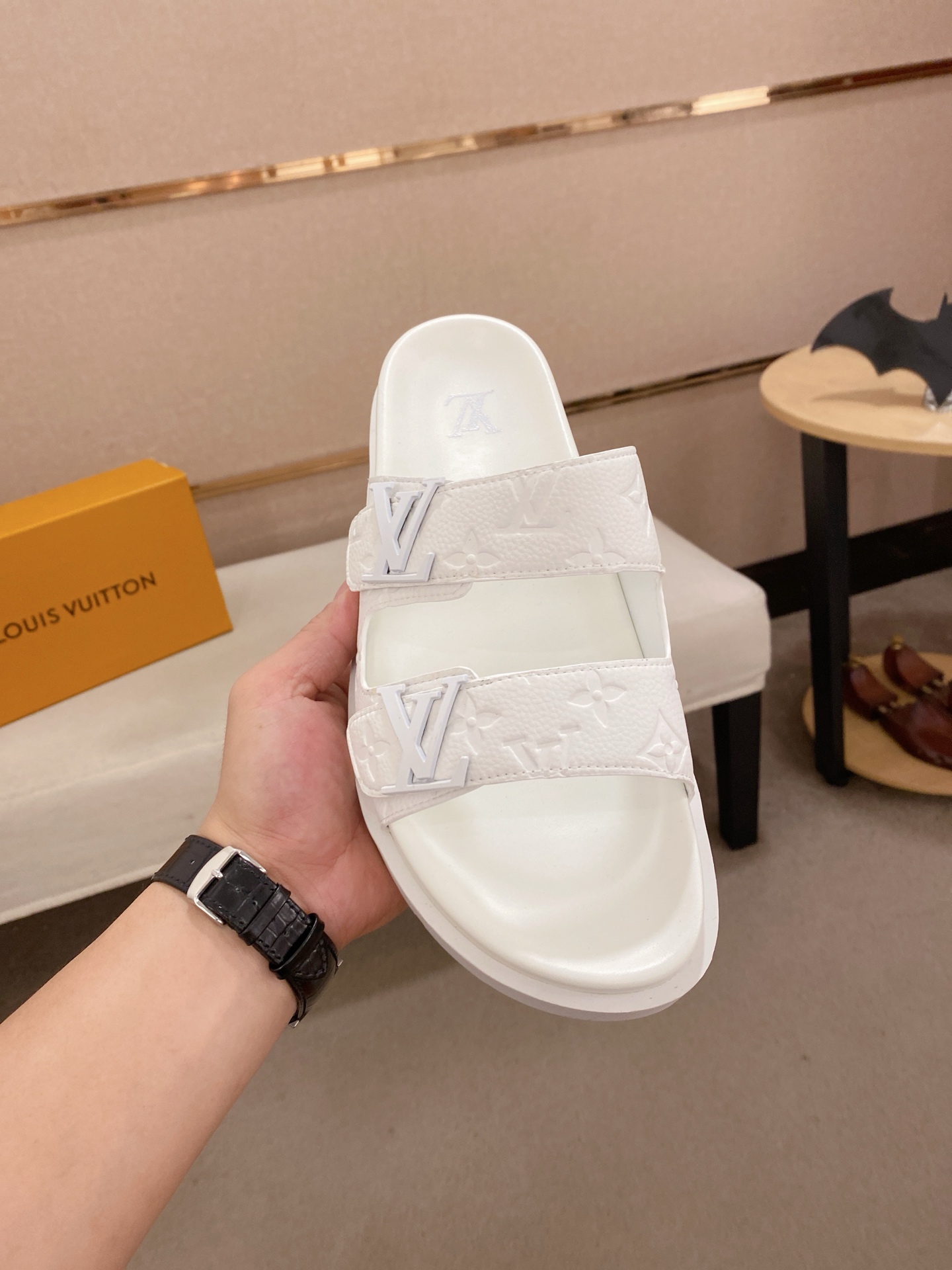 Louis Vuitton Men's White Leather Sandals, sizes 38-44, Spring/Summer Style 3 i1745050846812 1135 0 1