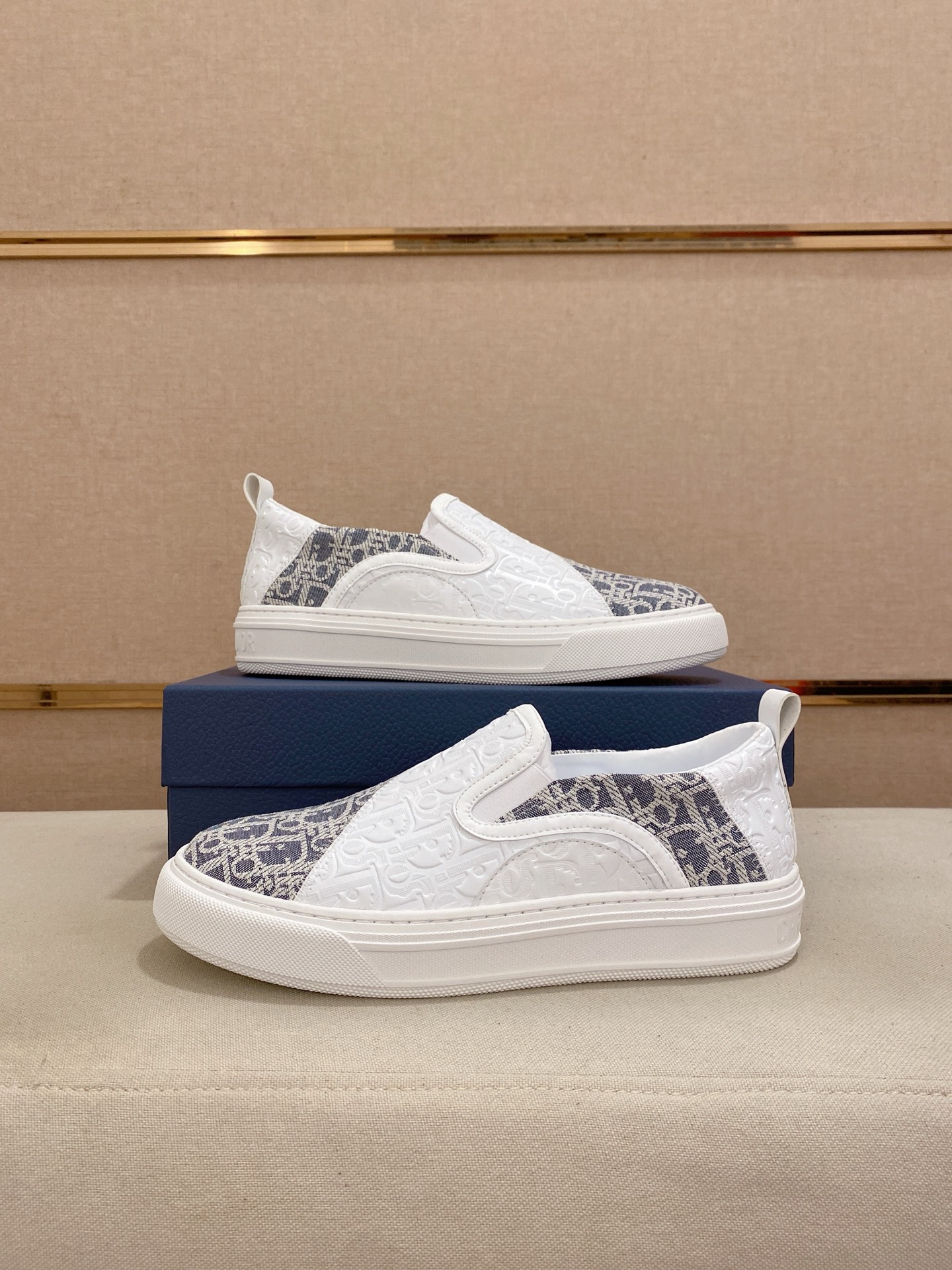 Dior Men's Slip-On Sneakers in Signature Oblique Canvas and Leather 8 i1745220602521 4009 0 6
