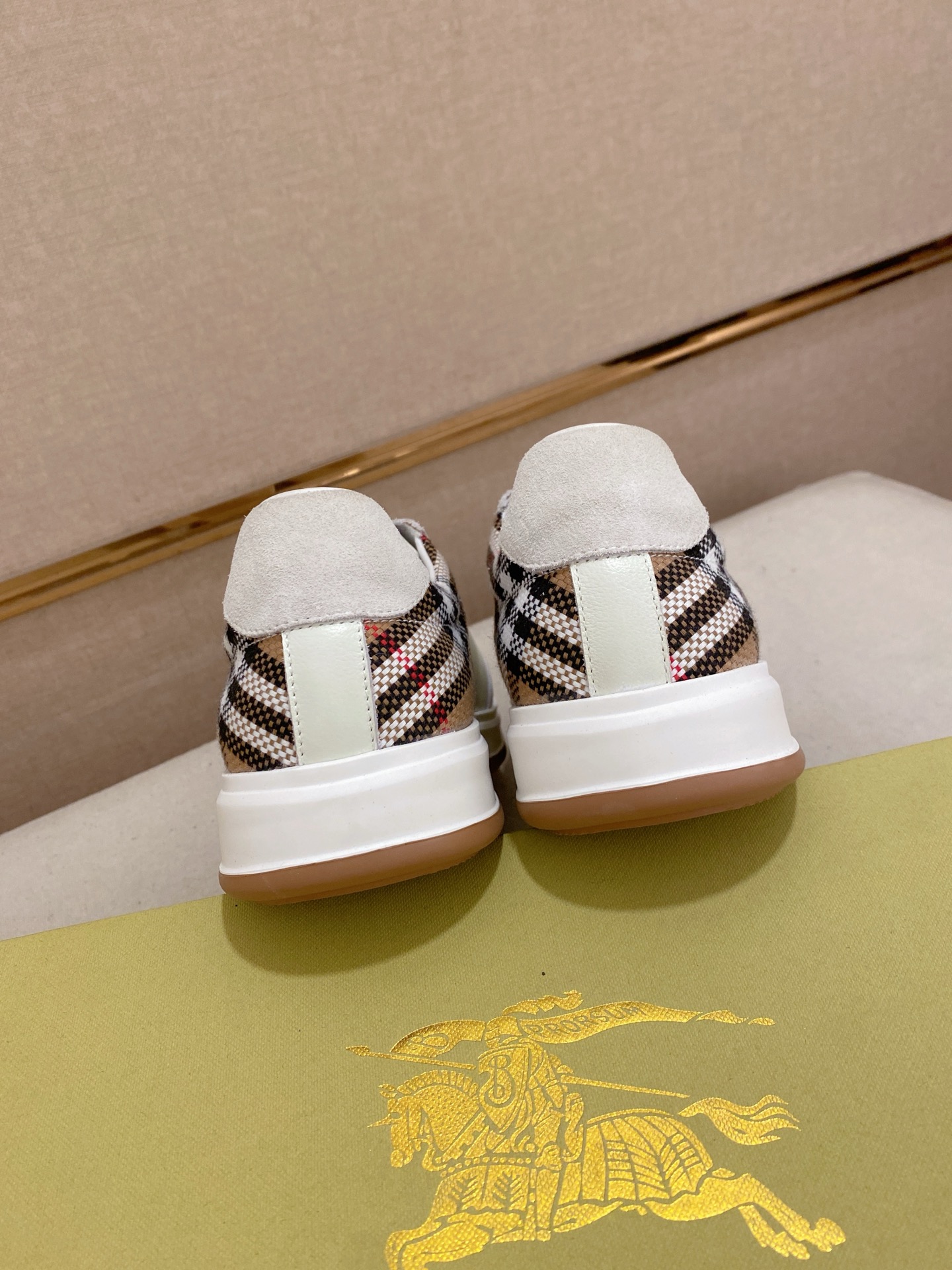 Burberry Men's Leather & Check Trim Sneakers, Sizes 38-44, Authentic Quality 9 i1745302176131 9225 0 7