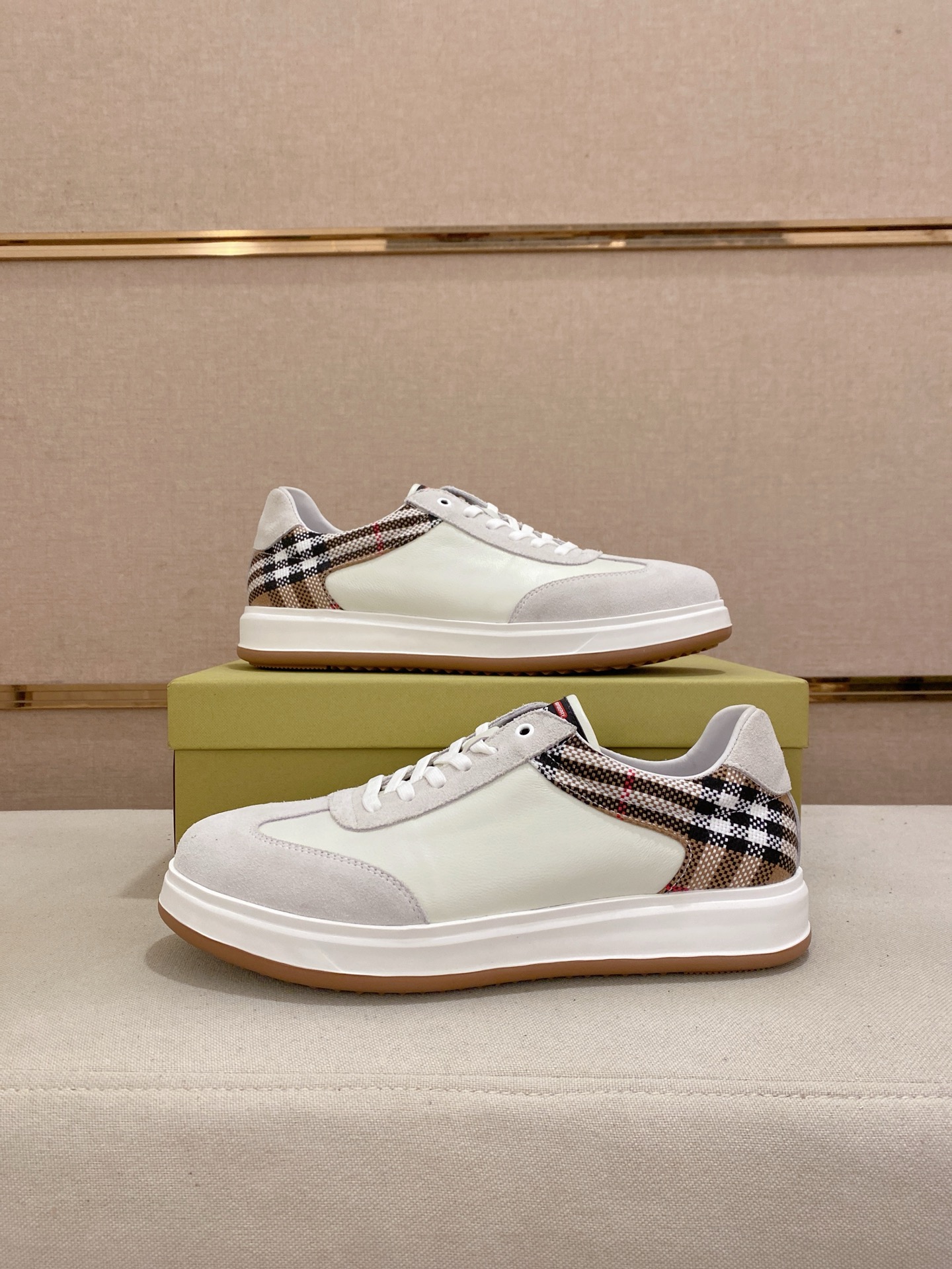 Burberry Men's Leather & Check Trim Sneakers, Sizes 38-44, Authentic Quality 8 i1745302176981 9261 0 6