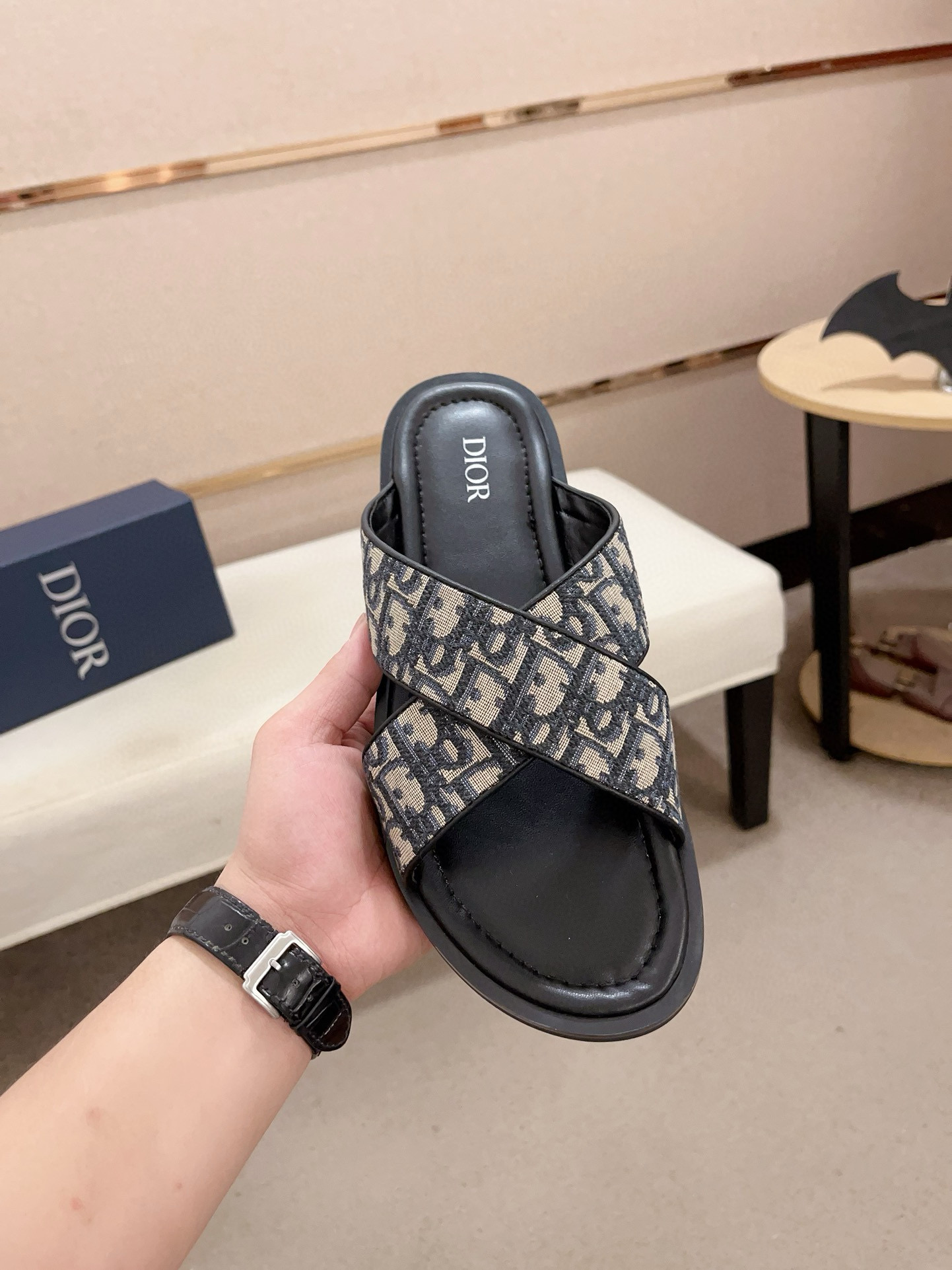Dior Men's Dway Oblique Slides Sandals - Iconic Style & Comfort 3 i1745303135332 2103 0 1