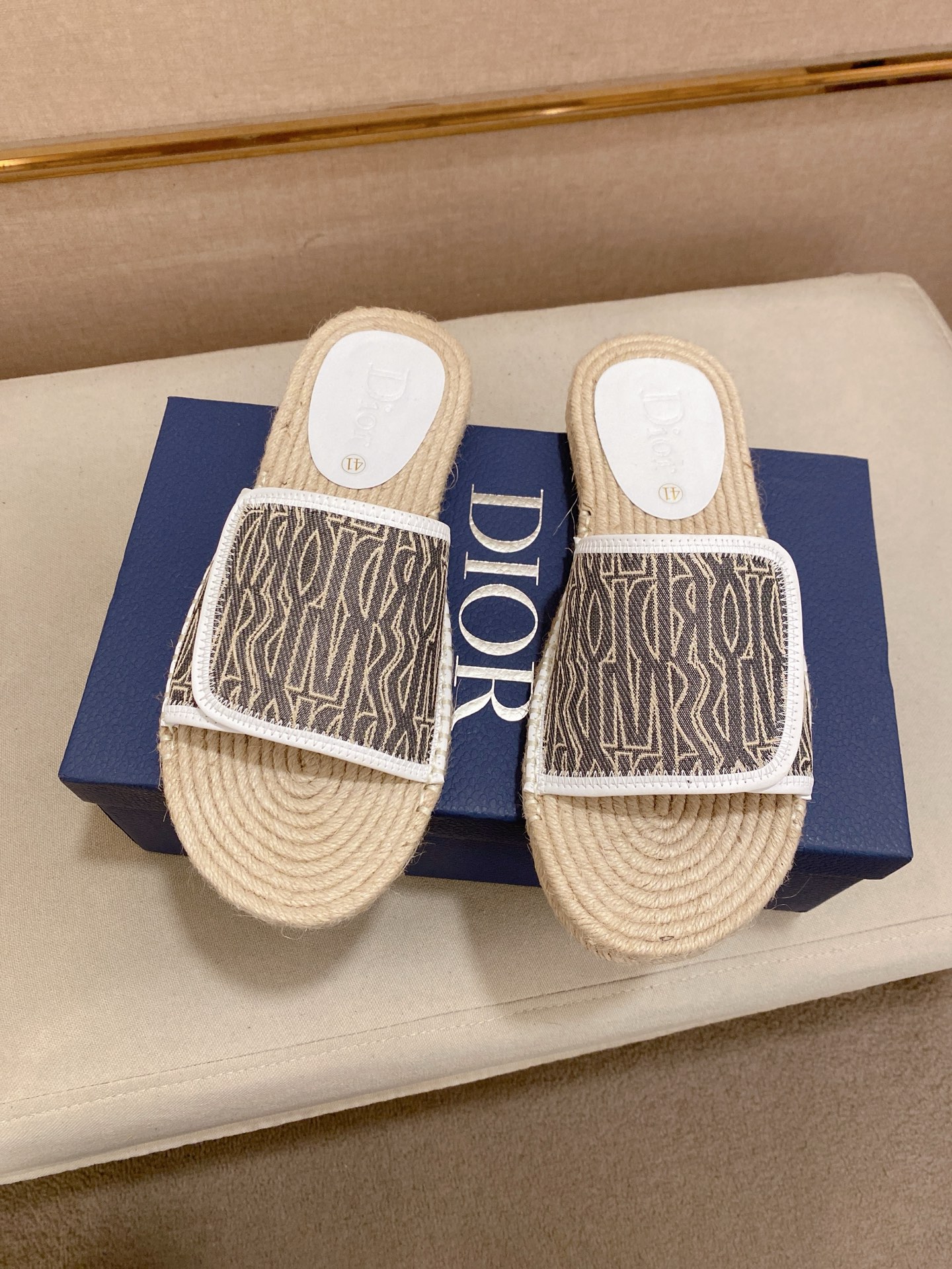 Dior Men's Espadrille Slide Sandal With Dior Oblique Motif, Comfortable and Stylish 7 i1745737551675 6622 0 5