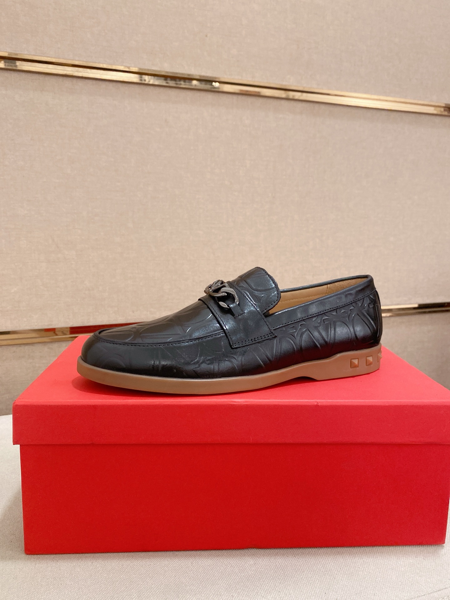 Salvatore Ferragamo Men's Leather Loafers, Classic Style, Size 38-44 2 i1745737974301 1207 0 0