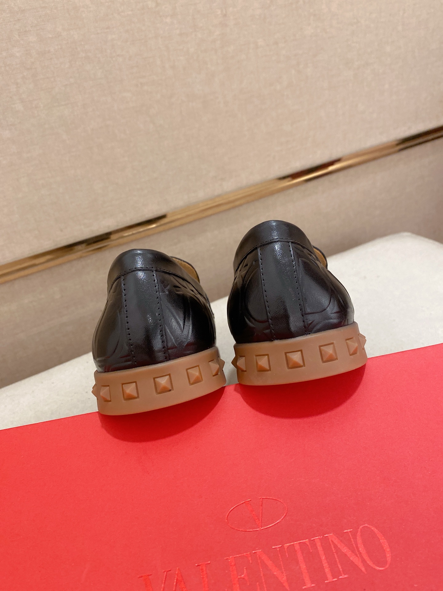 Salvatore Ferragamo Men's Leather Loafers, Classic Style, Size 38-44 9 i1745737974301 4176 0 2