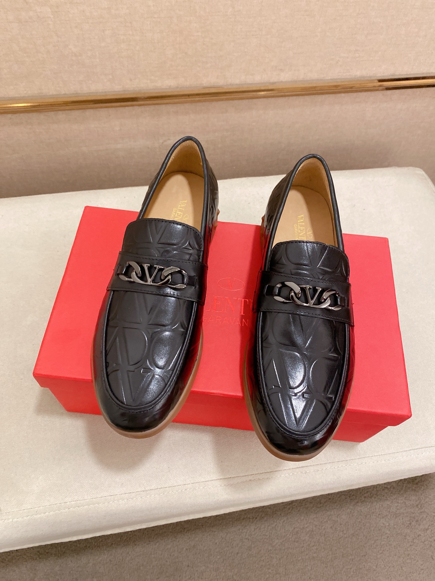 Salvatore Ferragamo Men's Leather Loafers, Classic Style, Size 38-44 6 i1745737975874 6625 0 1