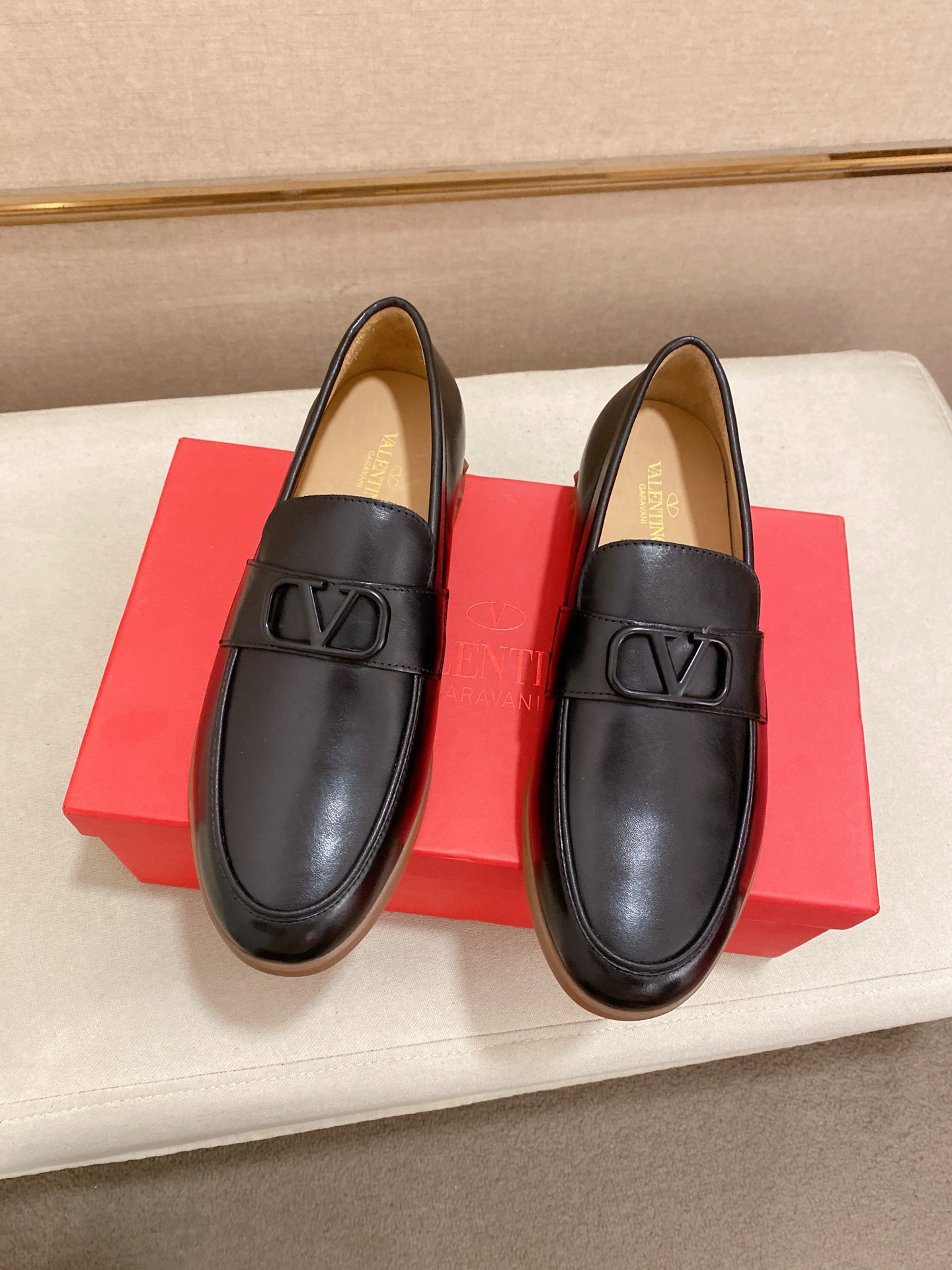 VALENTINO Men's Black Leather Loafers Slip-on Dress Shoes, Sizes 38-44 6 i1745738340024 3453 0 5