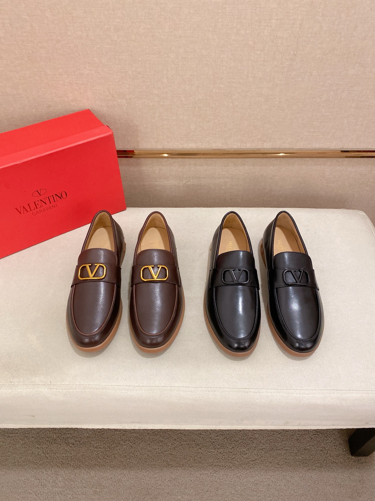 VALENTINO Men's Black Leather Loafers Slip-on Dress Shoes, Sizes 38-44 11 i1745738340158 296 0 9